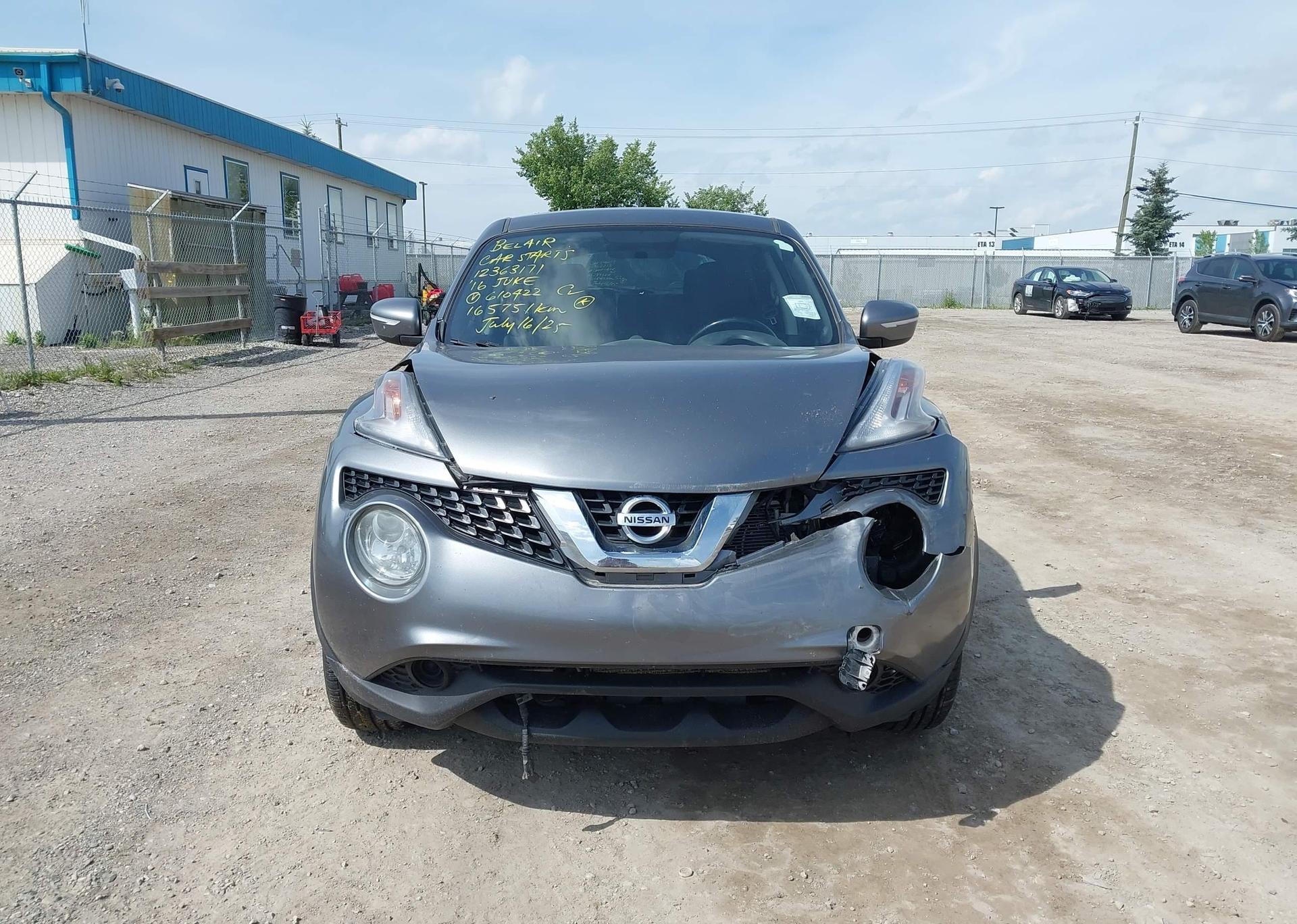 2016 NISSAN JUKE S