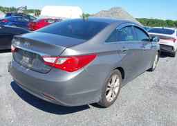 2011 HYUNDAI SONATA SE