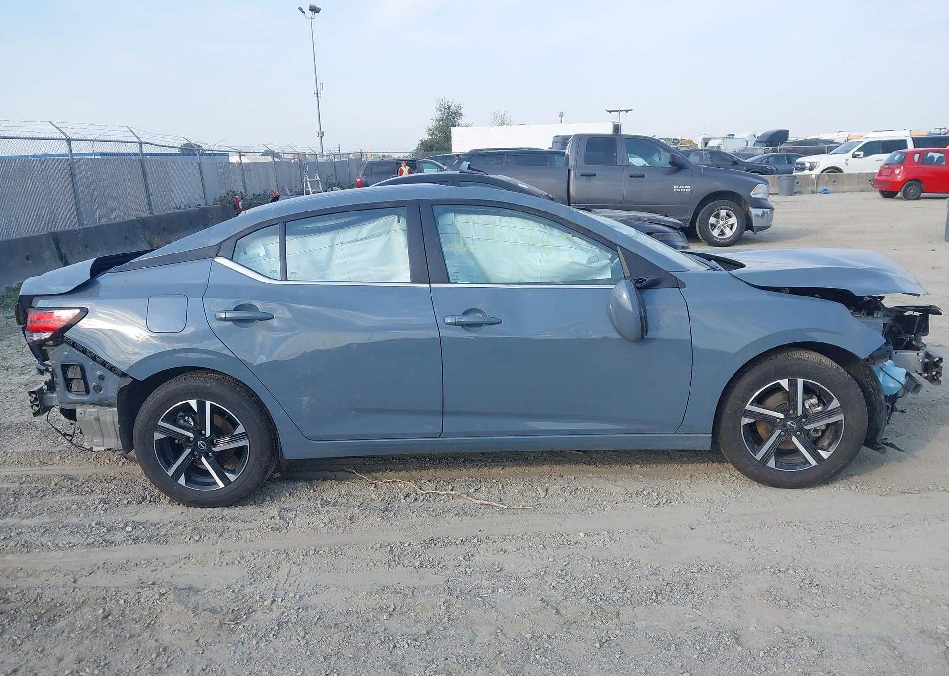 2025 NISSAN SENTRA SV