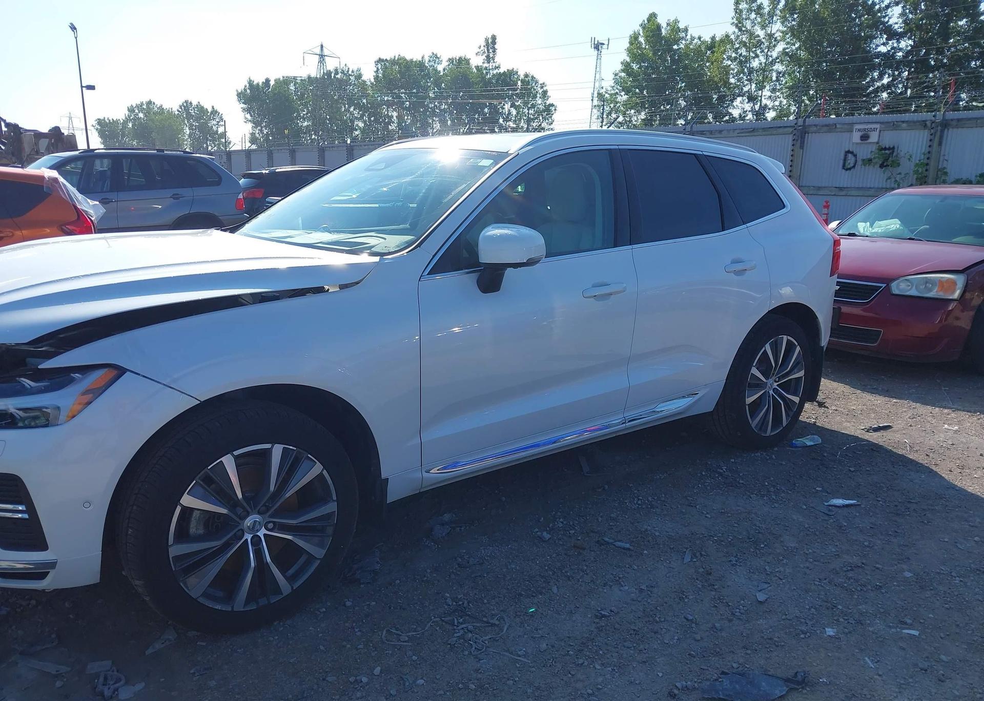 2022 VOLVO XC60 B6 INSCRIPTION