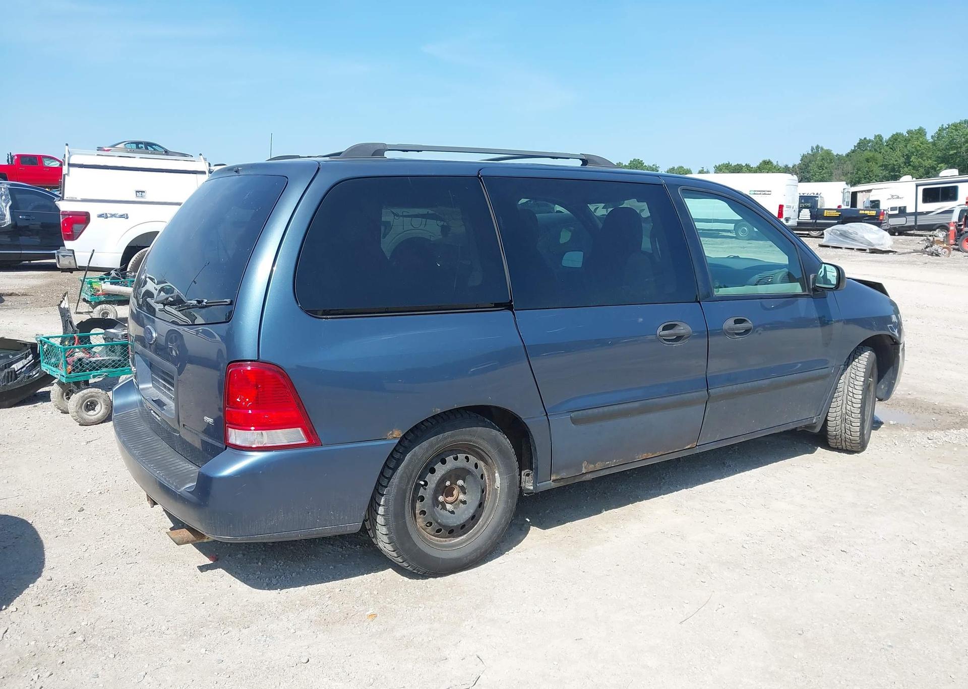 2006 FORD FREESTAR SE