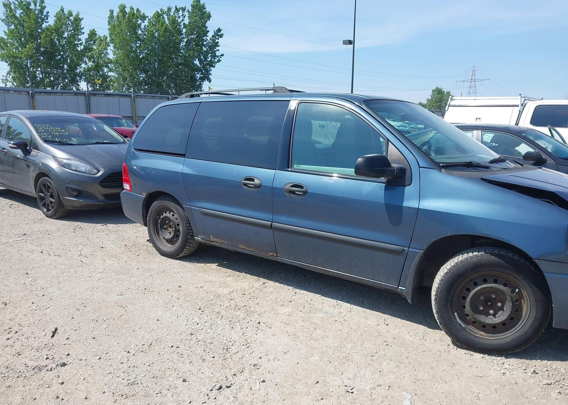 2006 FORD FREESTAR SE