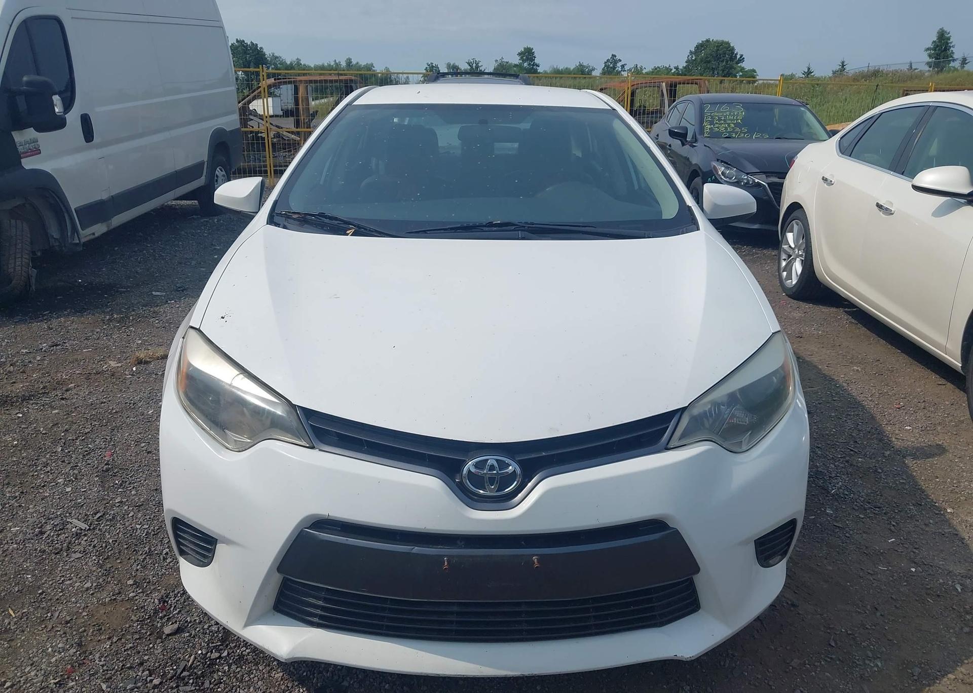 2015 TOYOTA COROLLA LE