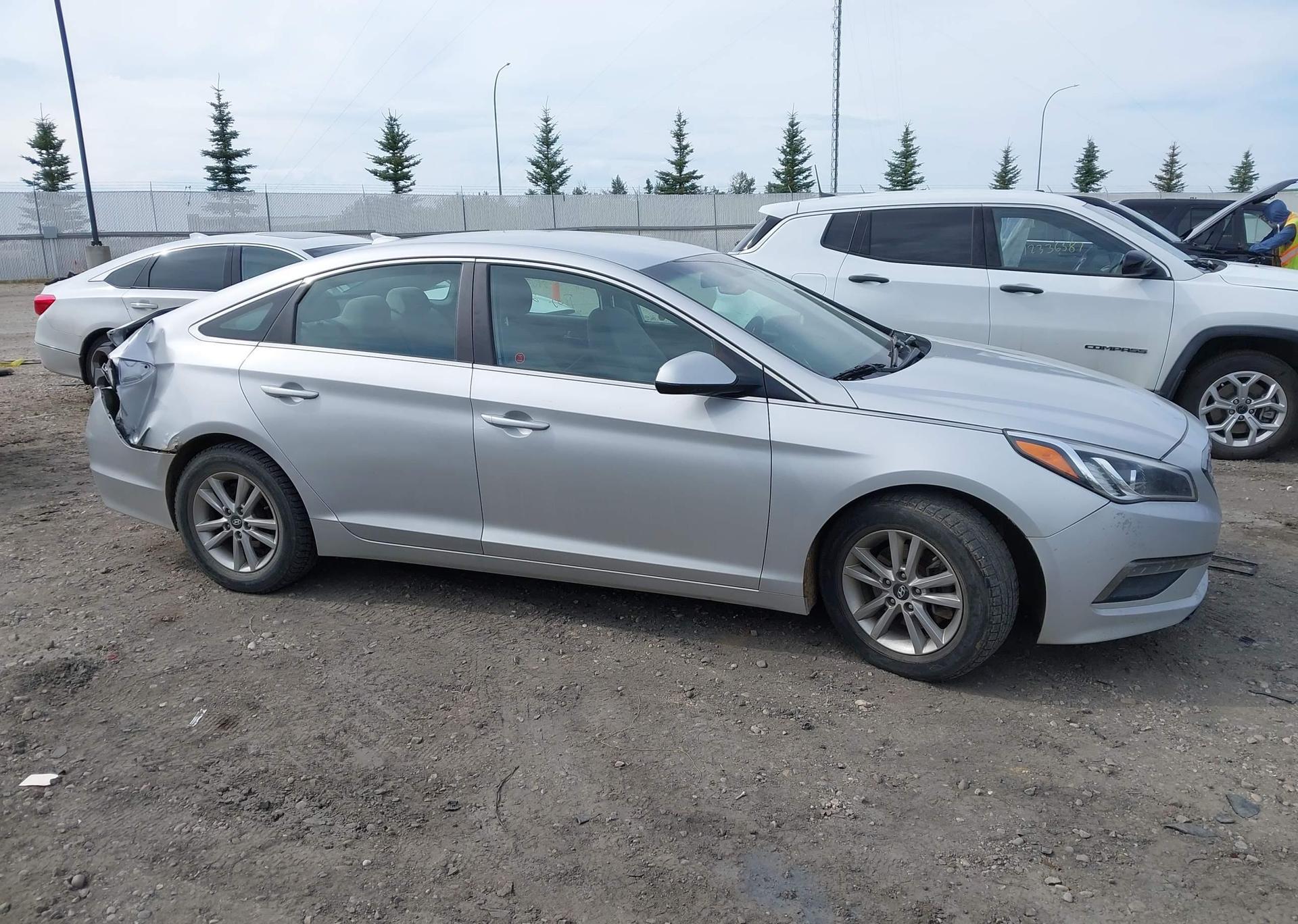 2015 HYUNDAI SONATA SE