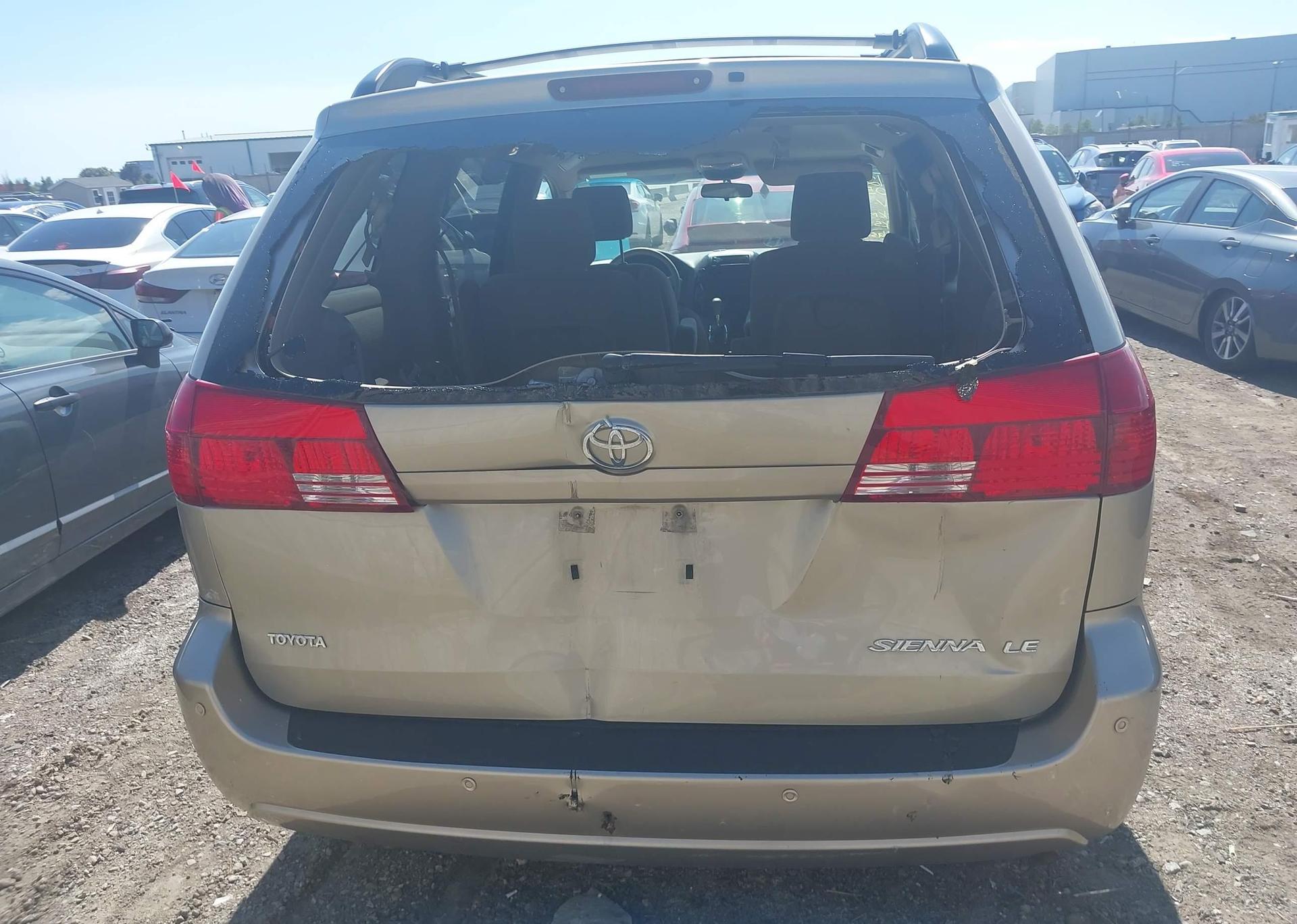 2005 TOYOTA SIENNA CE 7 PASSENGER