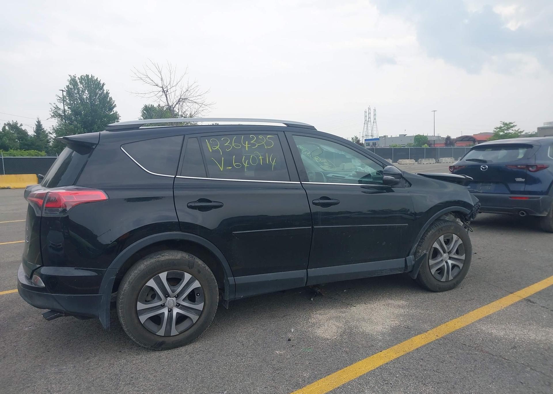 2017 TOYOTA RAV4