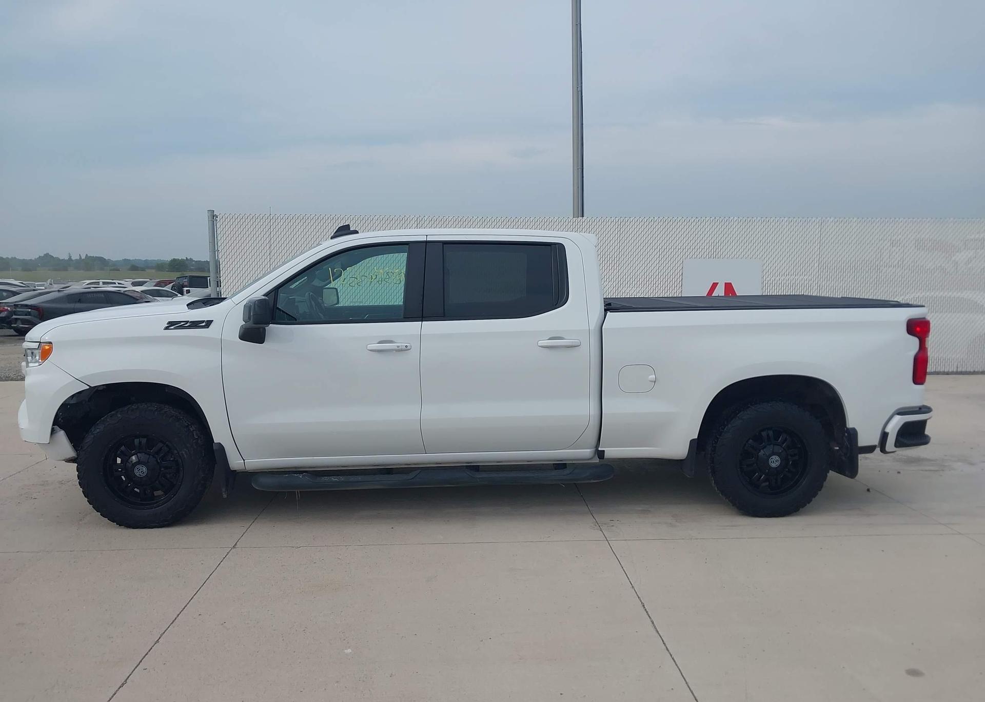 2023 CHEVROLET SILVERADO K1500 RST