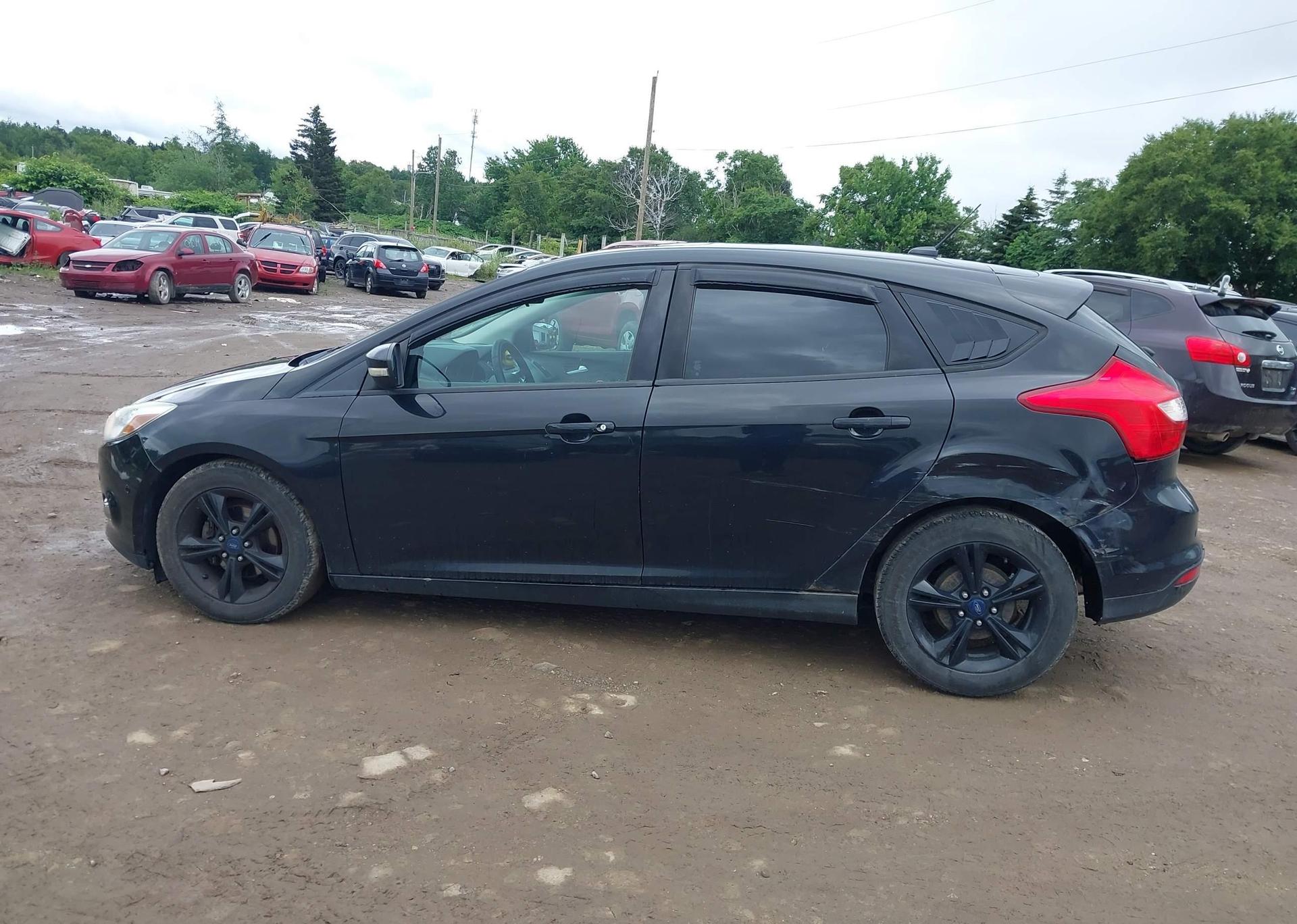 2013 FORD FOCUS SE