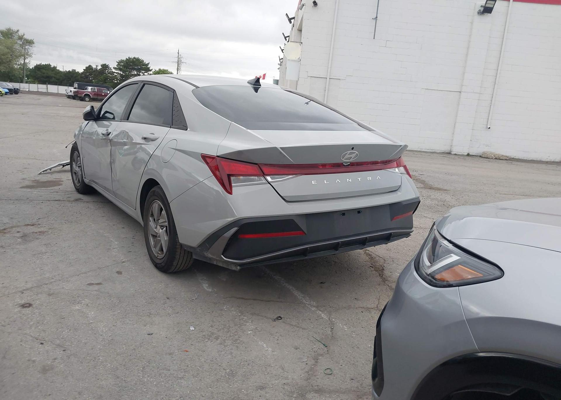 2024 HYUNDAI ELANTRA ESSENTIAL