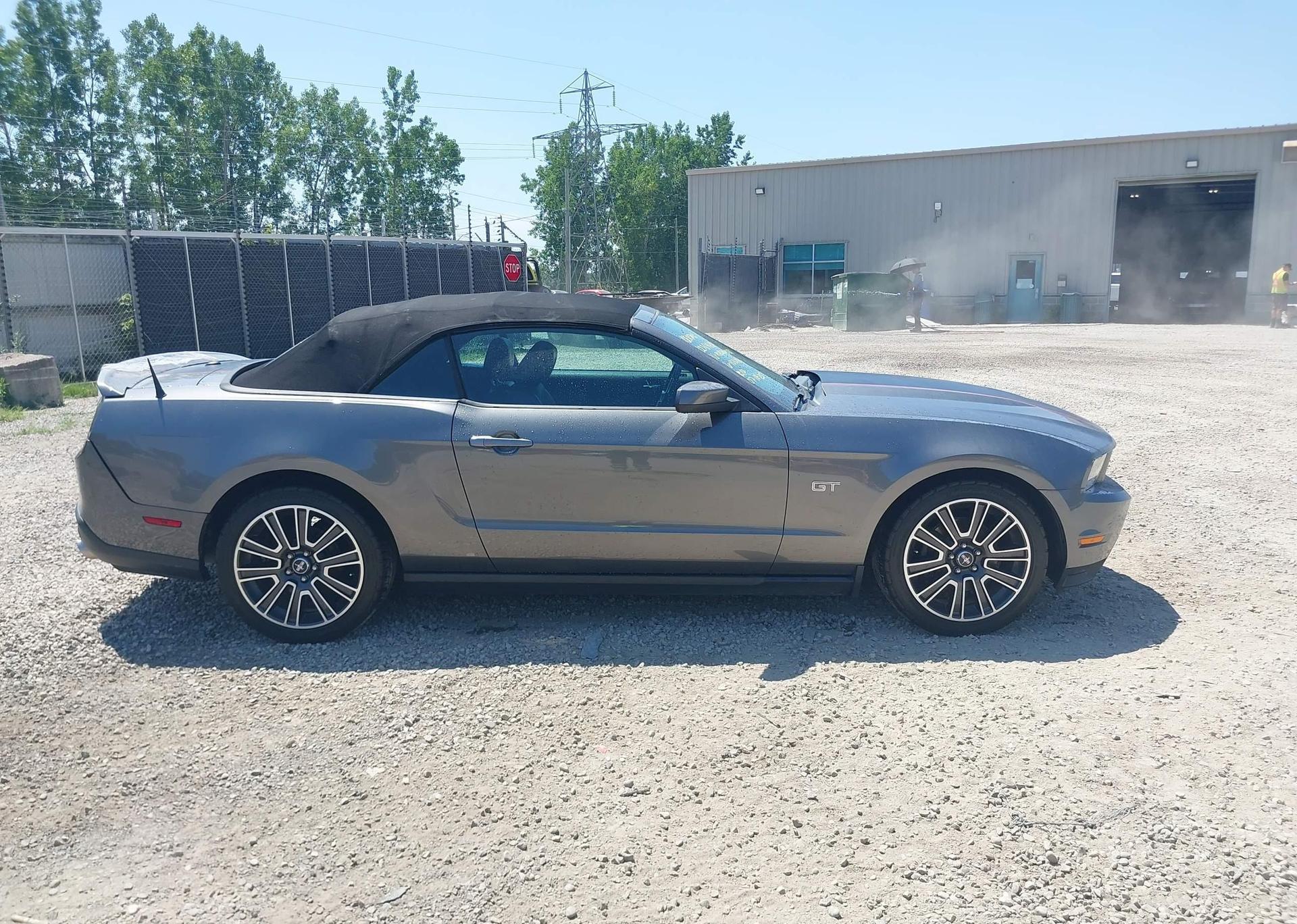 2010 FORD MUSTANG GT