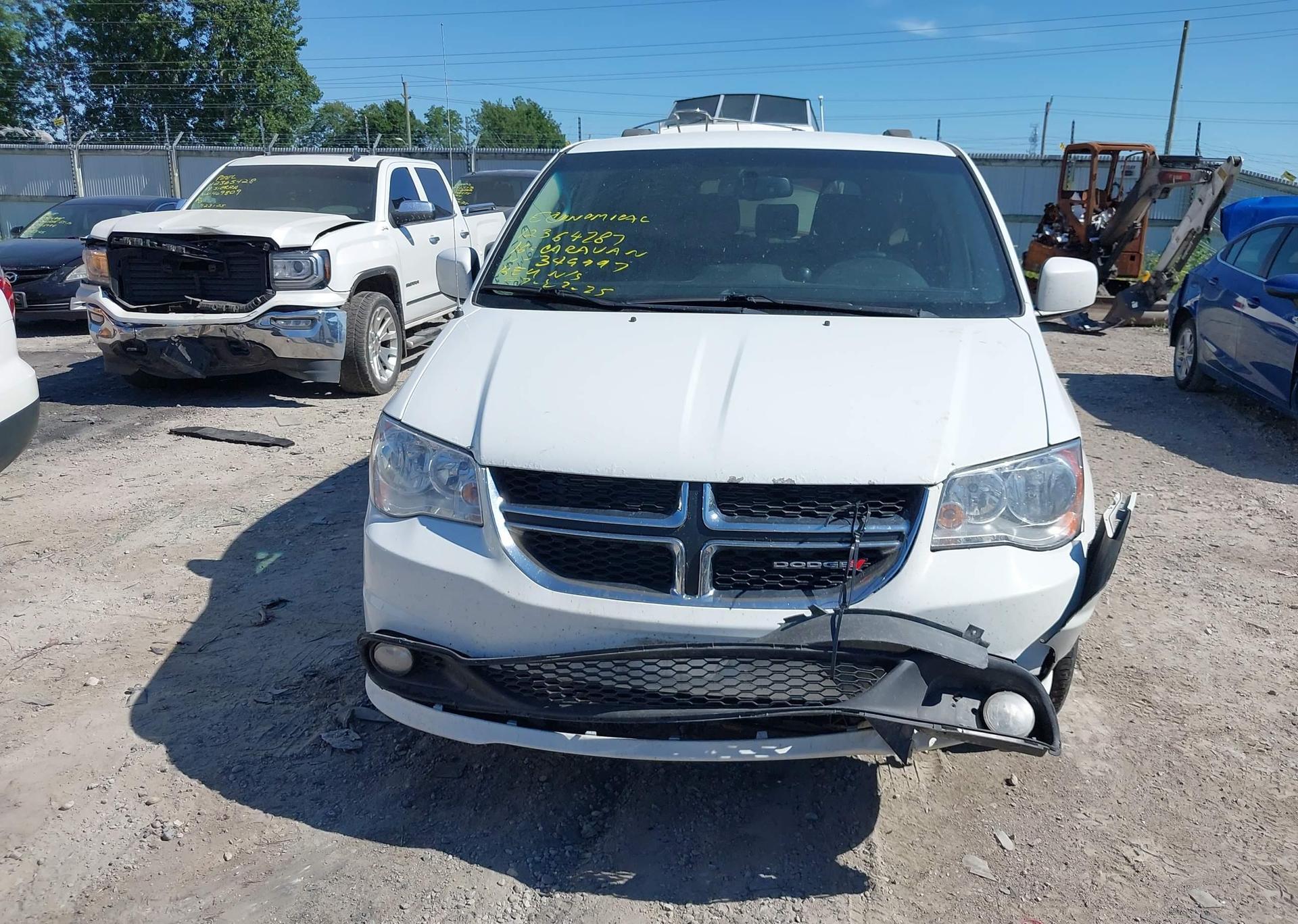 2016 DODGE GRAND CARAVAN CREW