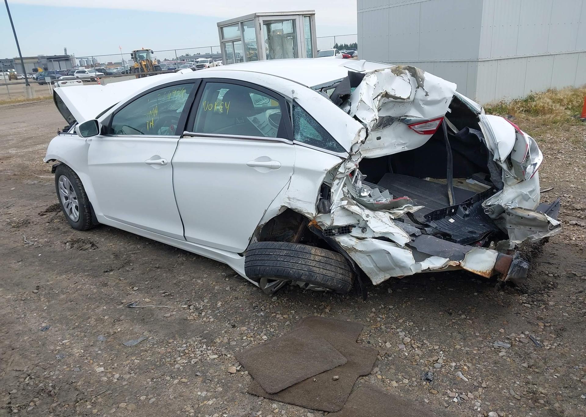 2011 HYUNDAI SONATA GLS