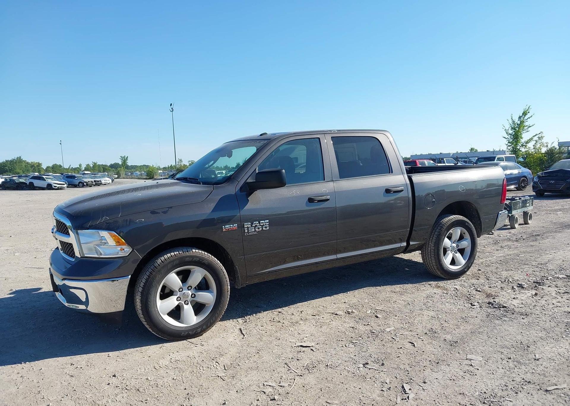 2023 RAM 1500 CLASSIC SLT