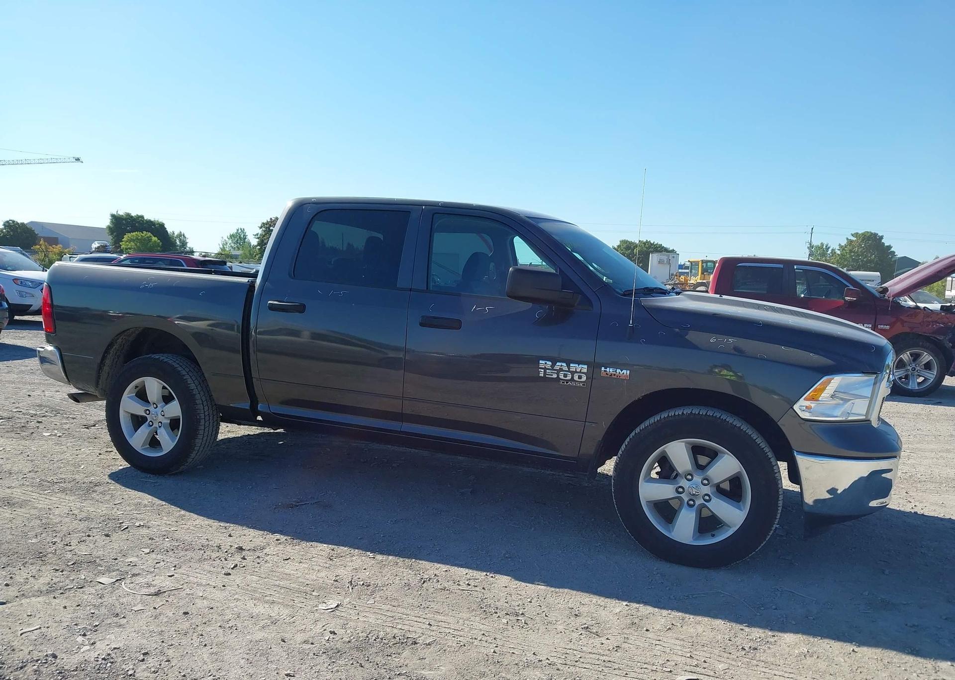 2023 RAM 1500 CLASSIC SLT