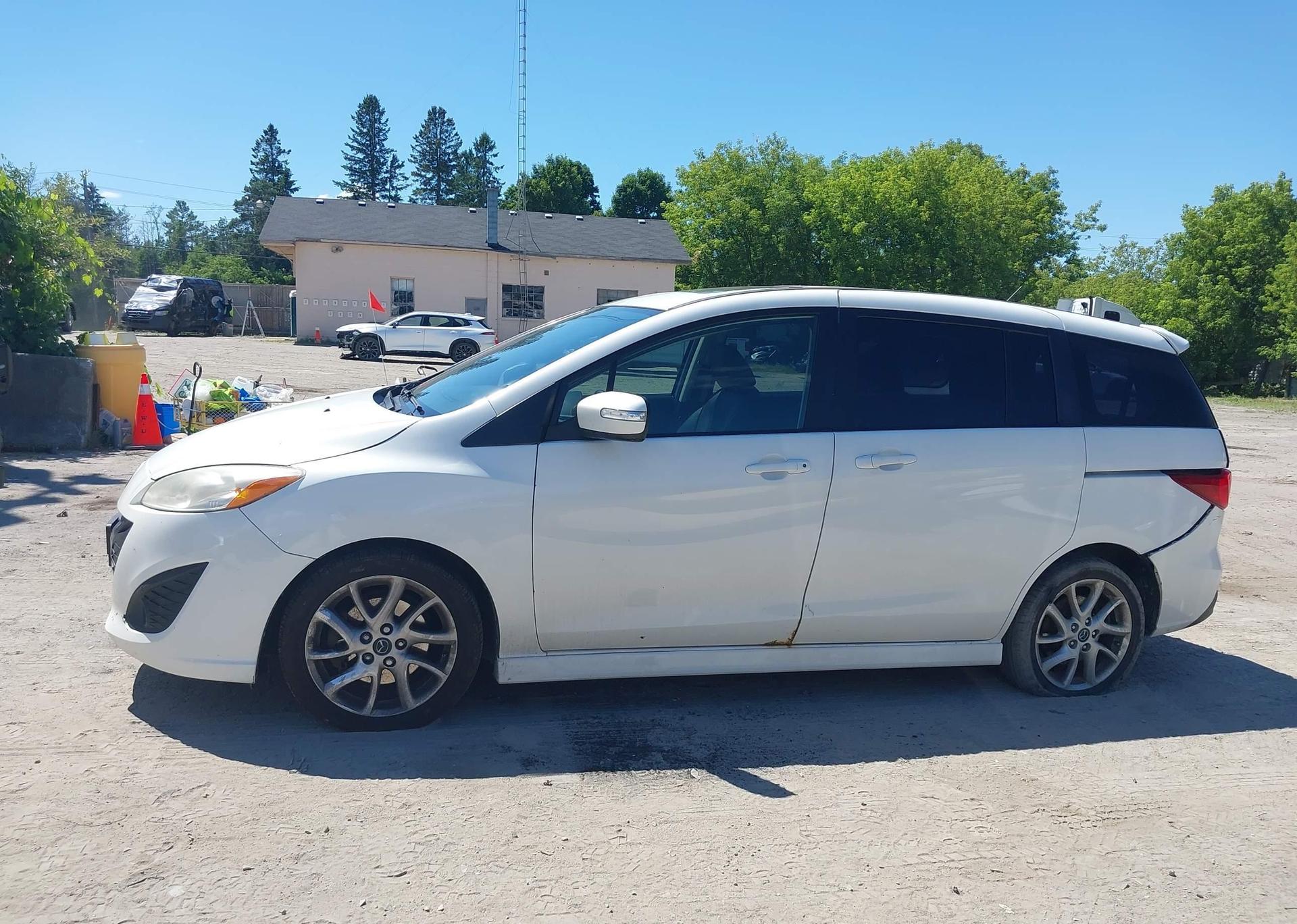 2013 MAZDA MAZDA5 GT
