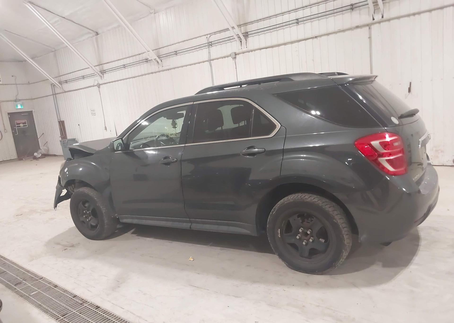 2017 CHEVROLET EQUINOX LT