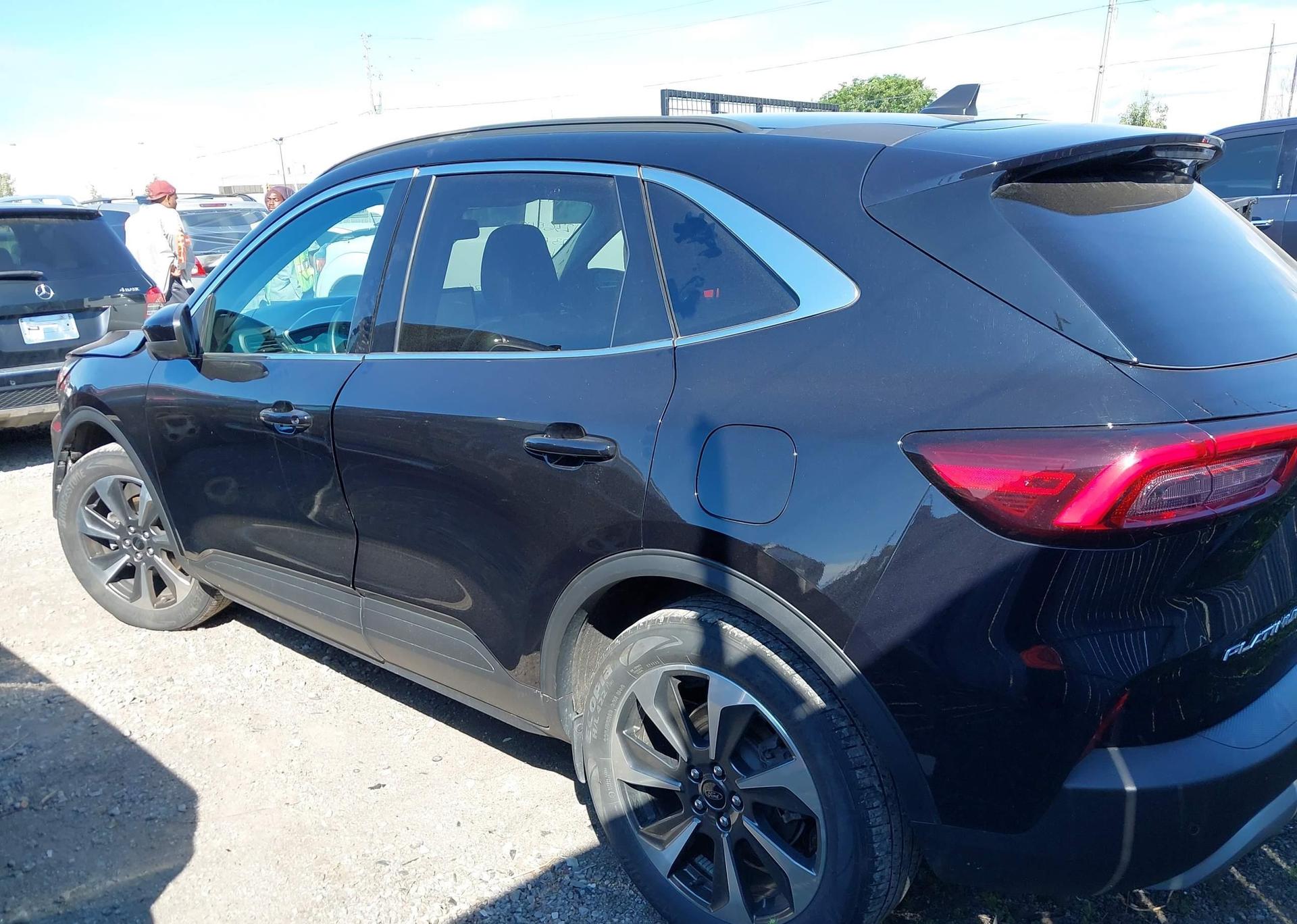 2023 FORD ESCAPE PLATINUM