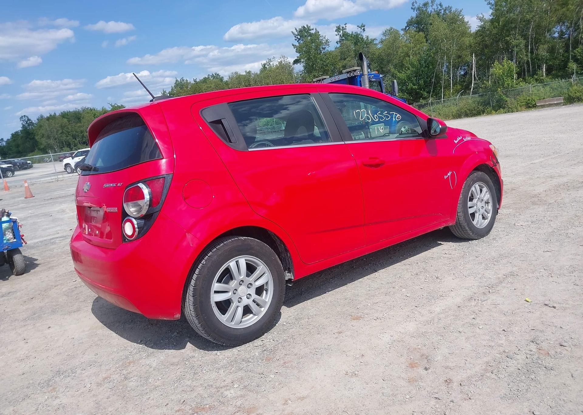 2016 CHEVROLET SONIC LT AUTO