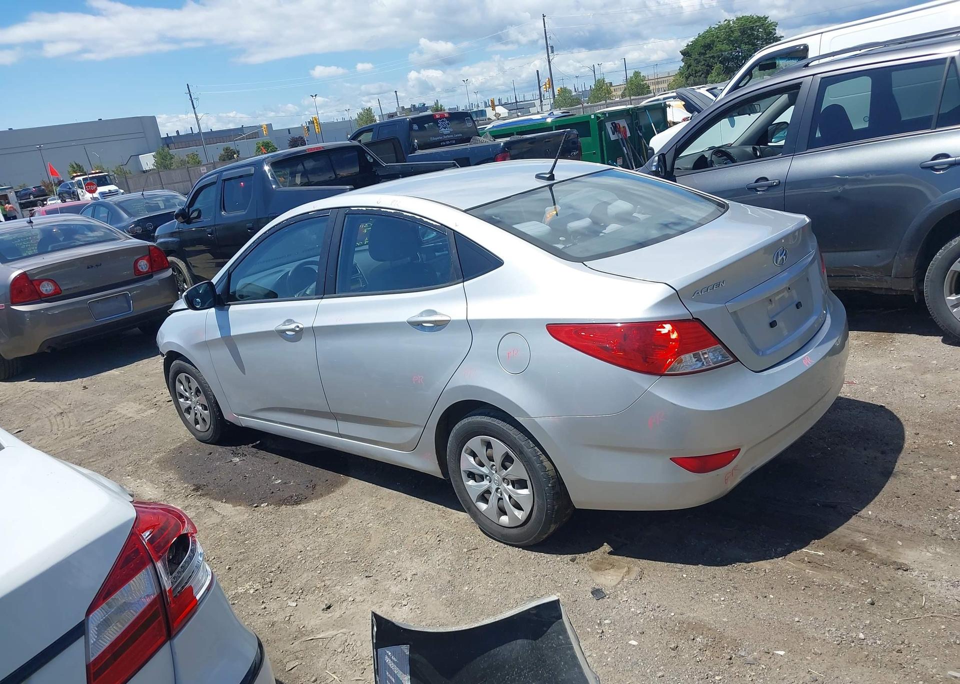 2013 HYUNDAI ACCENT GL
