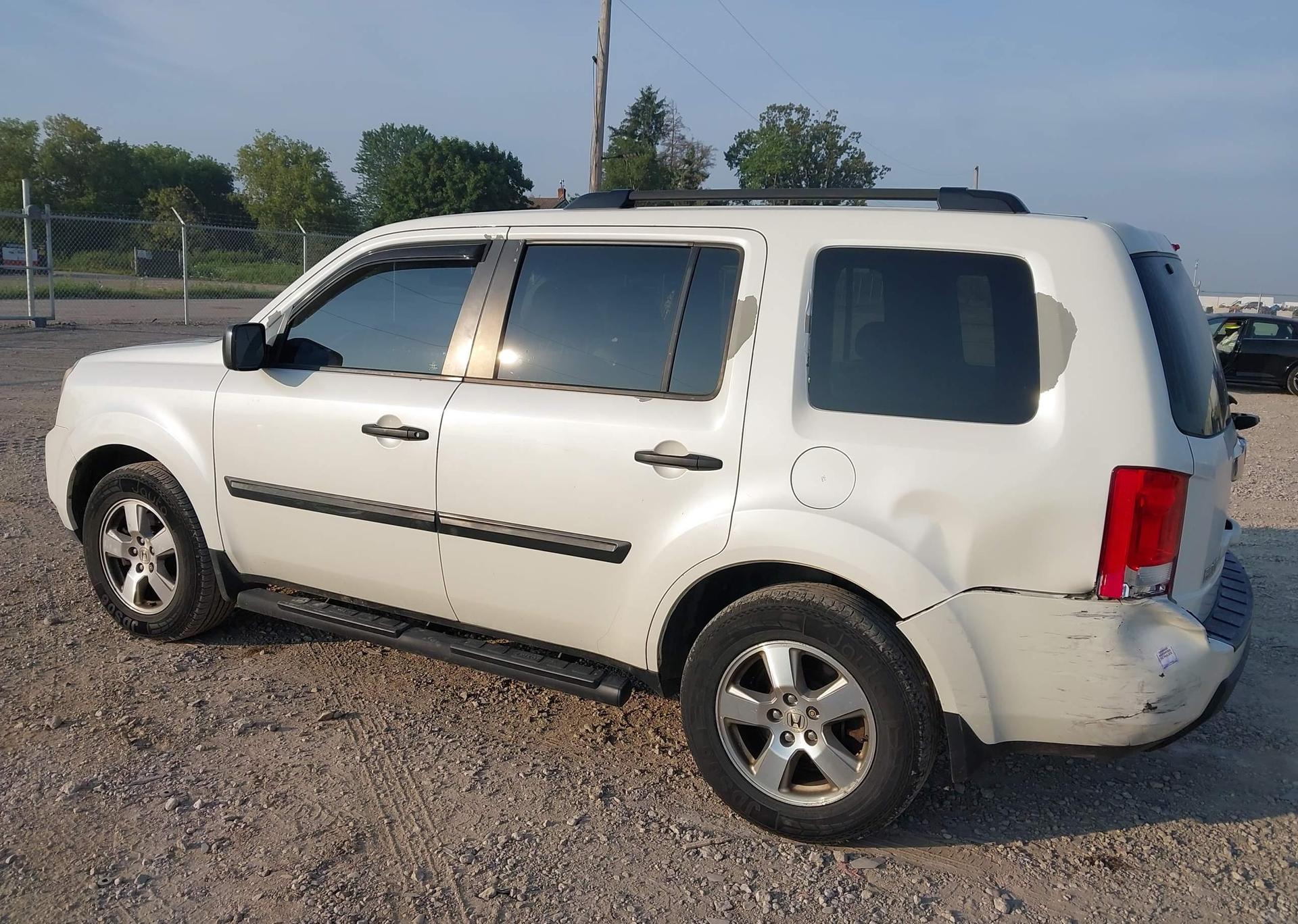 2011 HONDA PILOT LX