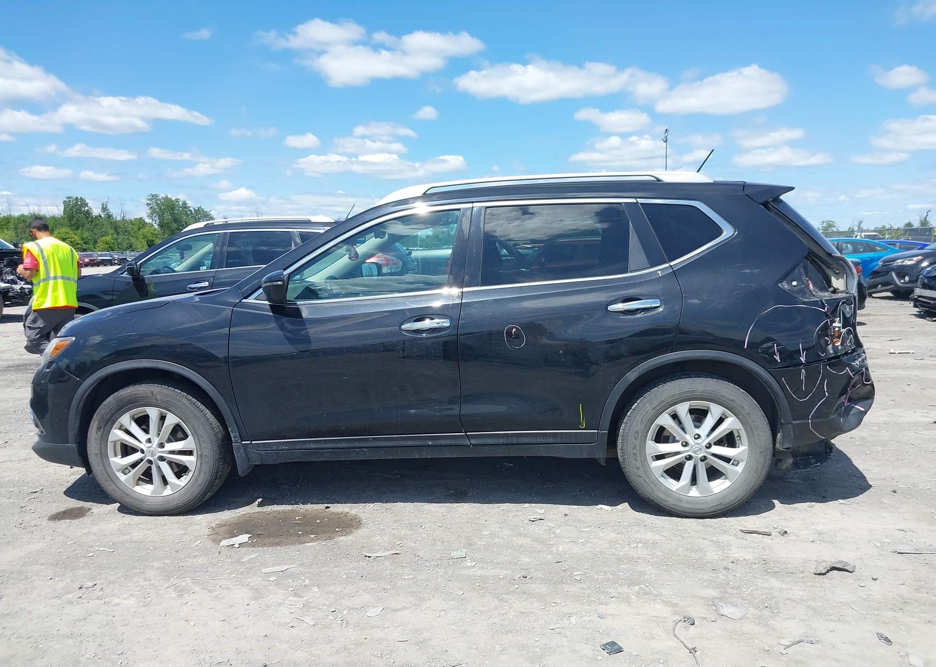 2016 NISSAN ROGUE S