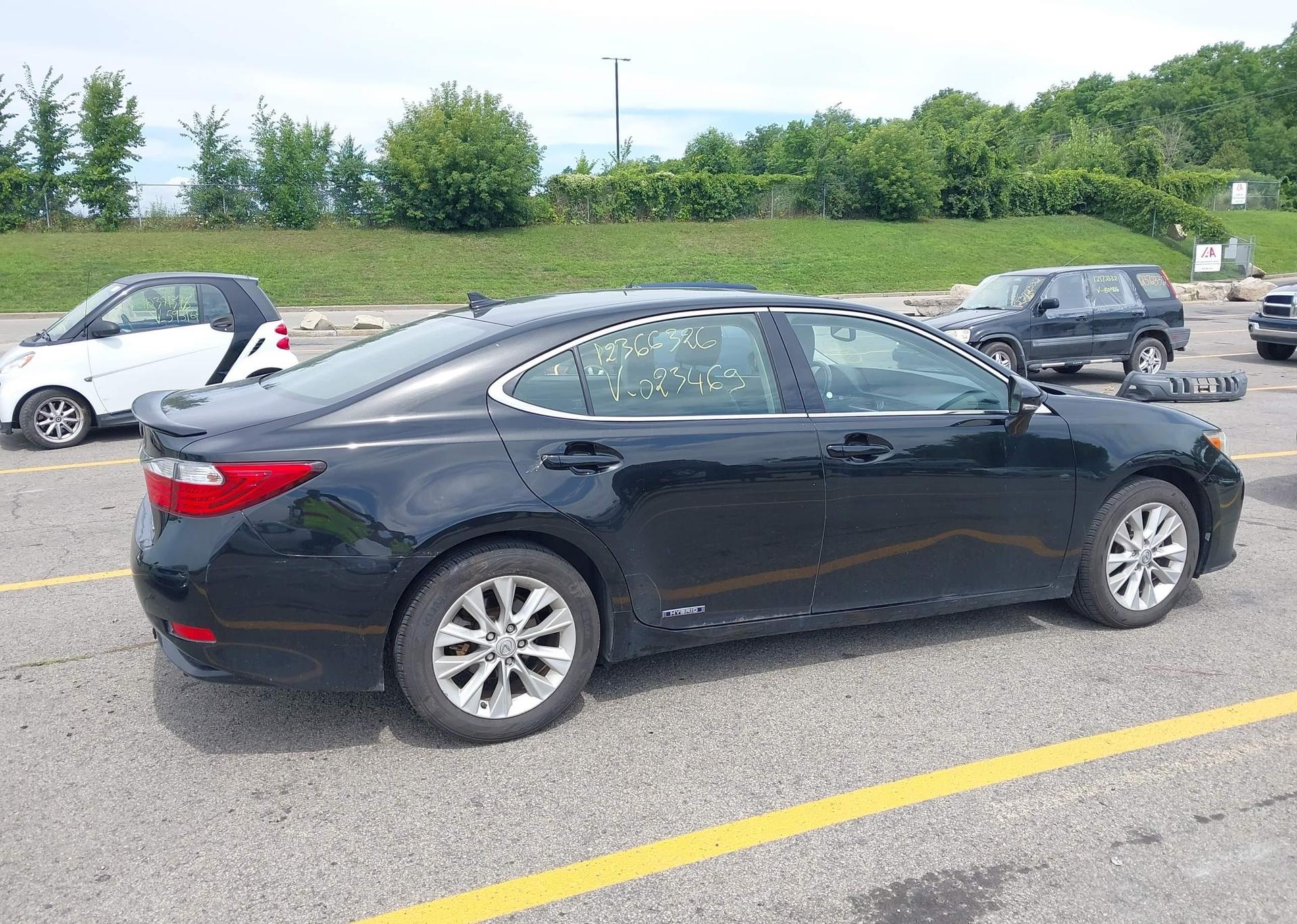 2013 LEXUS ES 300H