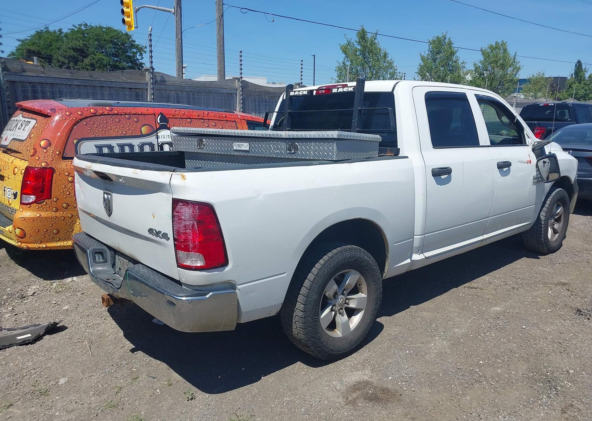 2017 RAM 1500 ST