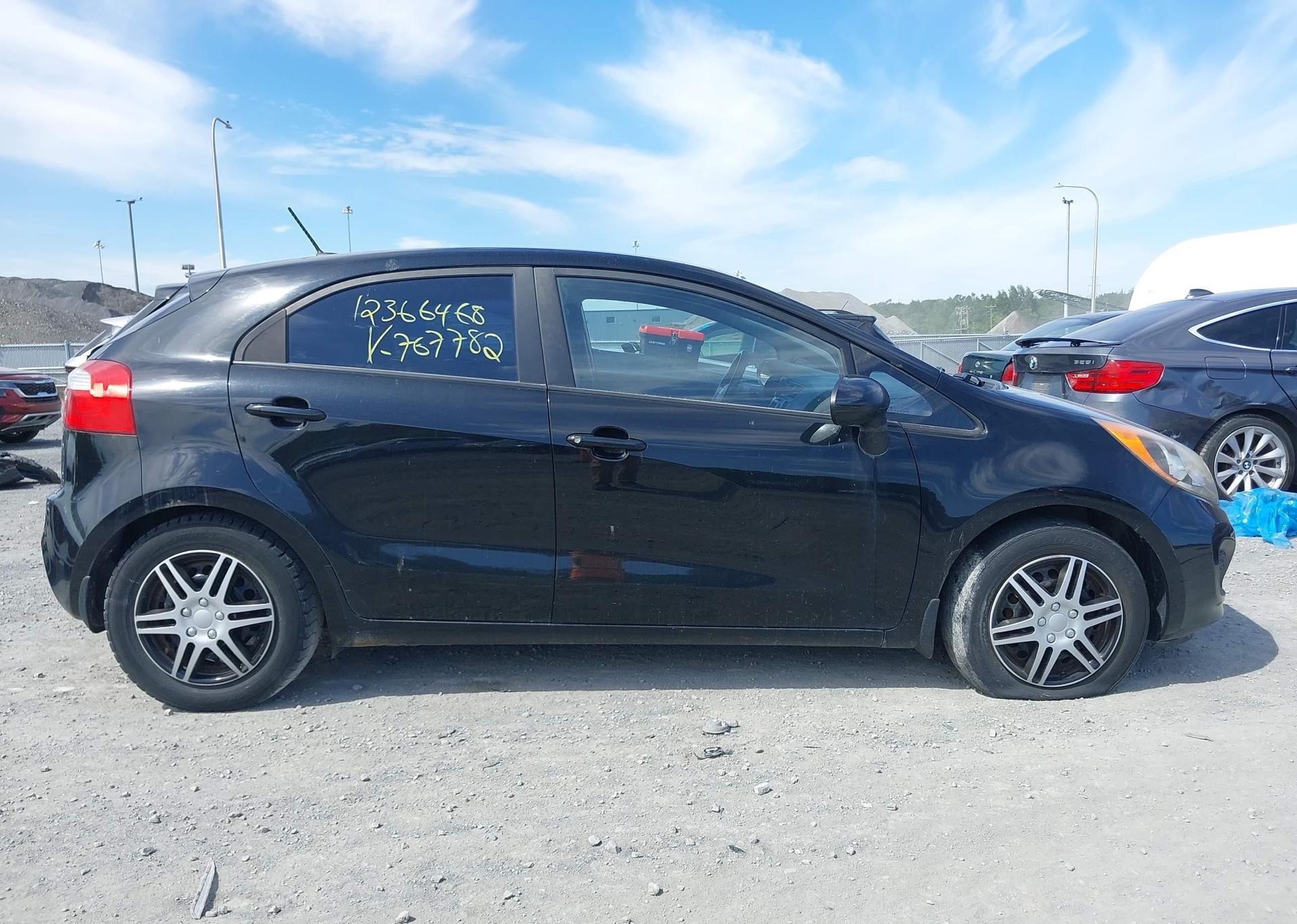 2013 KIA RIO LX