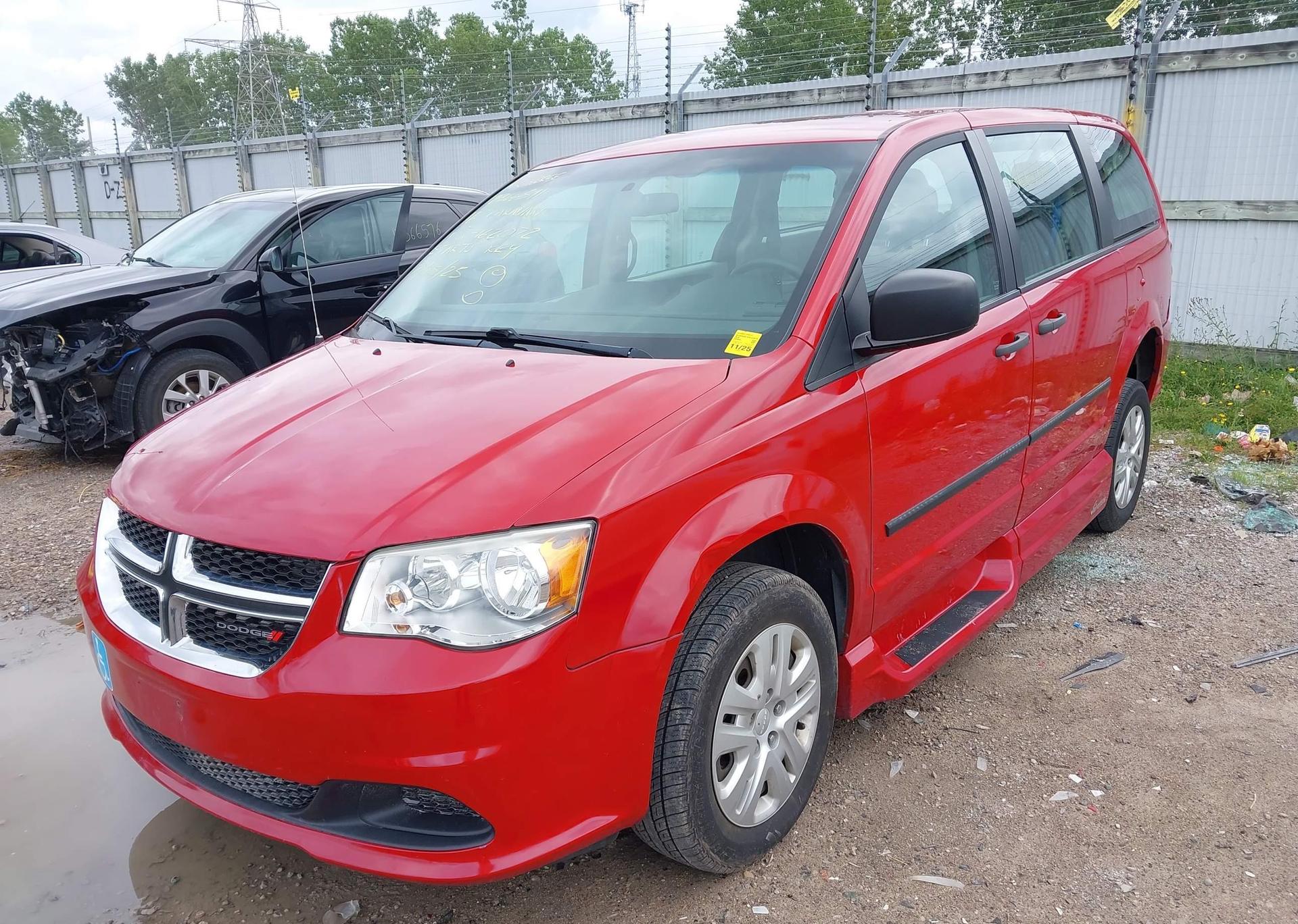 2016 DODGE GRAND CARAVAN SE