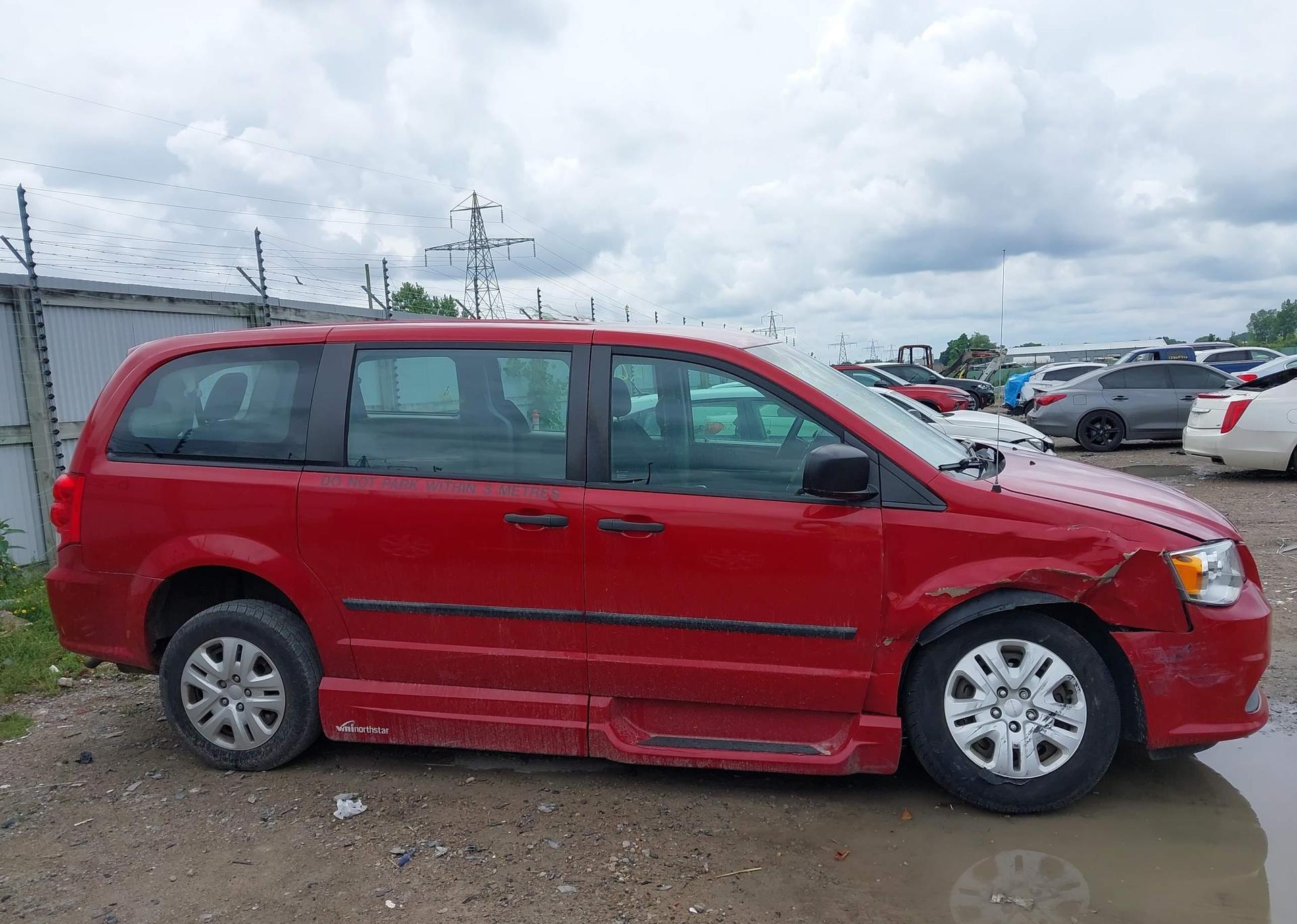 2016 DODGE GRAND CARAVAN SE
