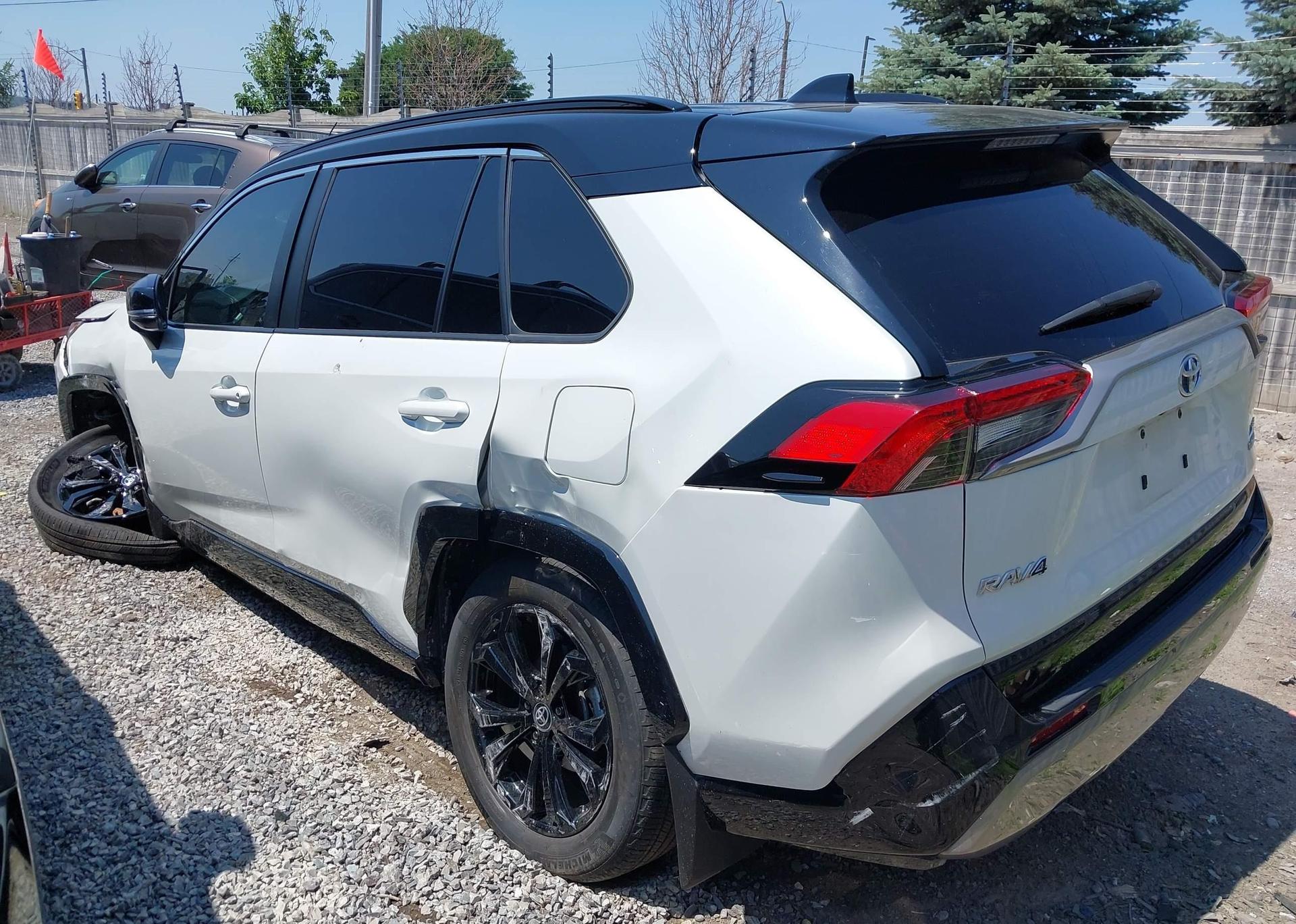 2023 TOYOTA RAV4 HYBRID XSE
