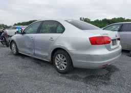 2011 VOLKSWAGEN JETTA