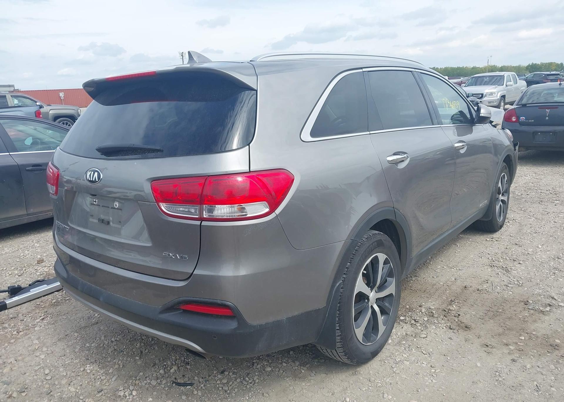 2018 KIA SORENTO EX