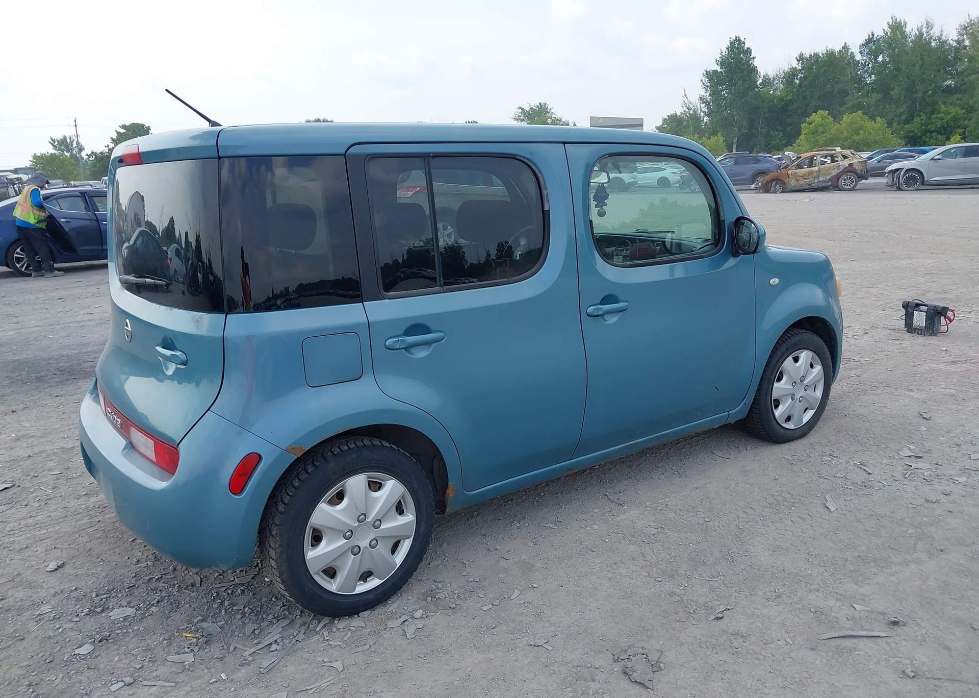 2009 NISSAN CUBE