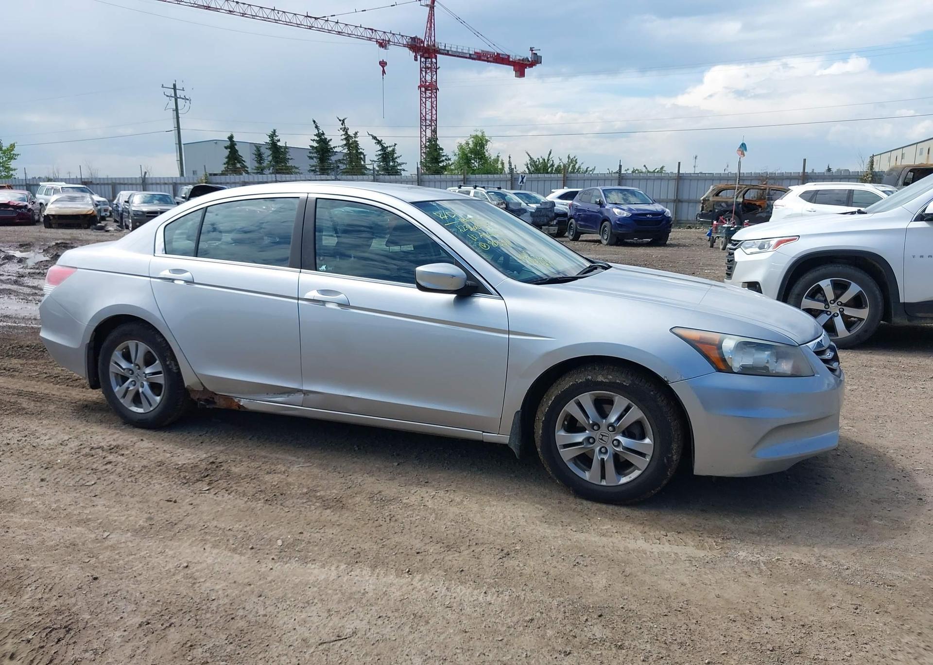 2011 HONDA ACCORD SE