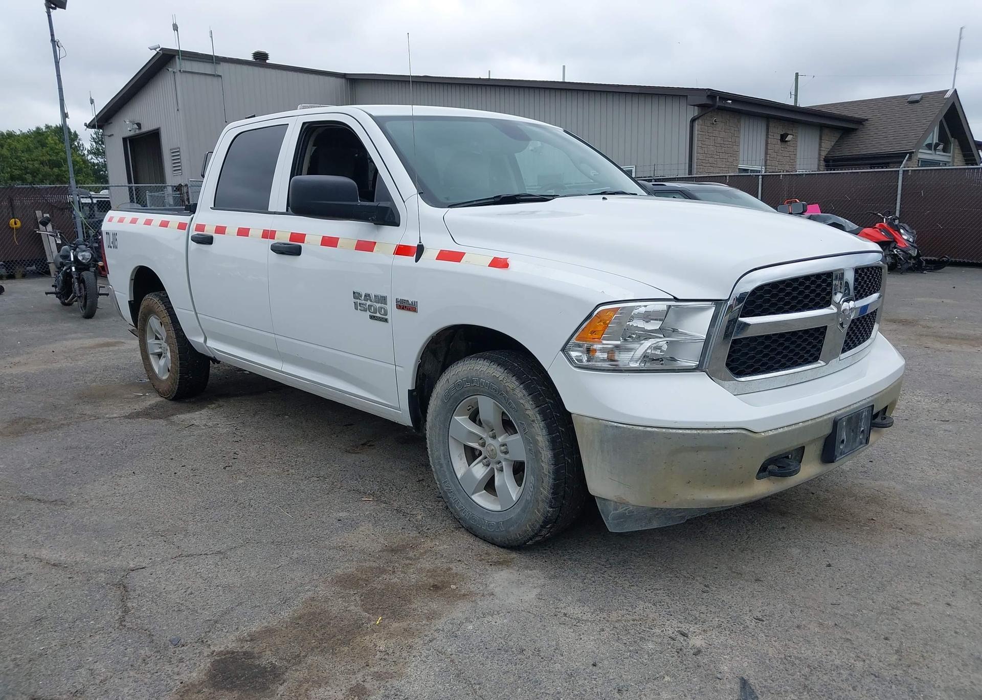 2023 RAM 1500 CLASSIC SLT