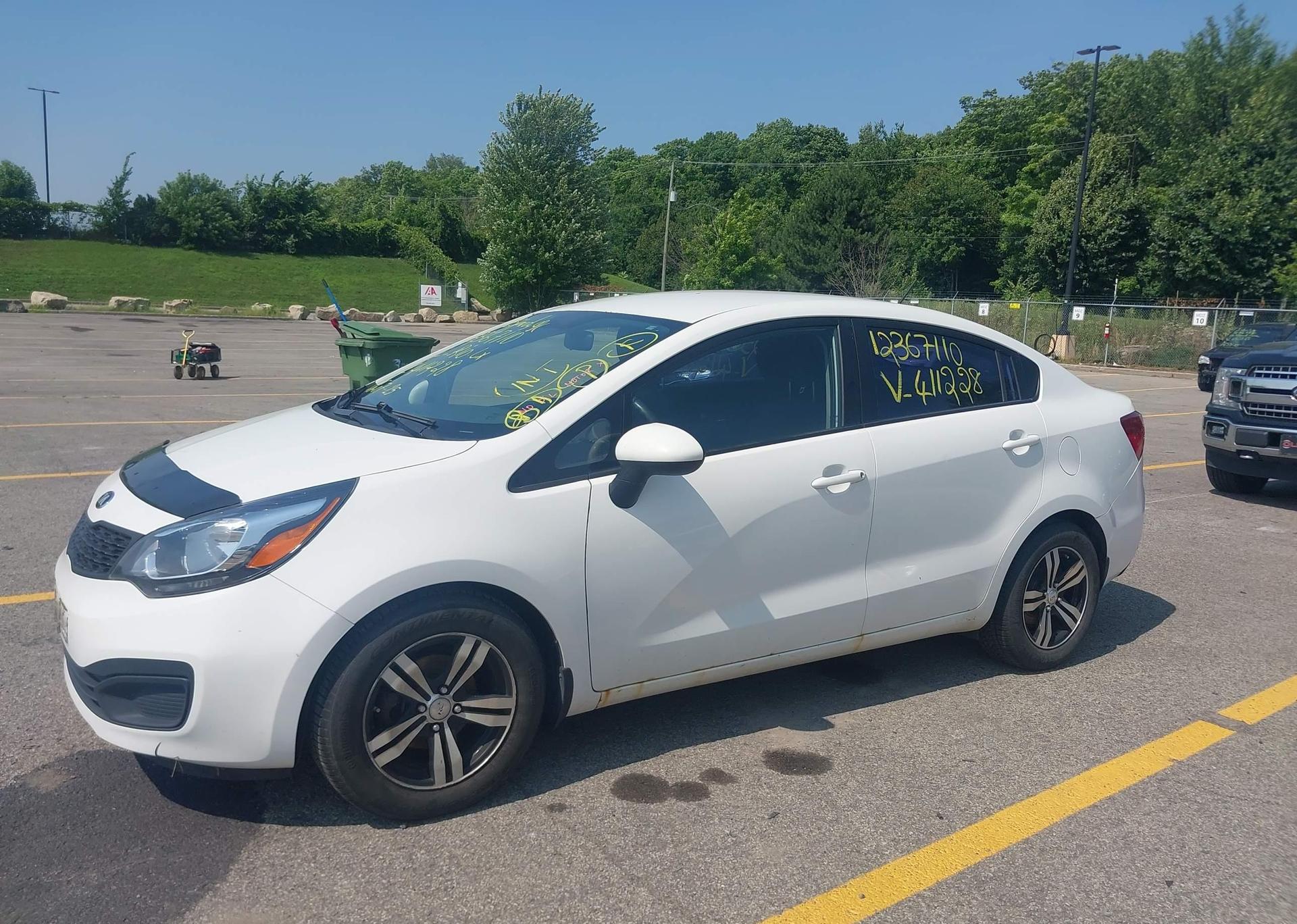 2014 KIA RIO LX