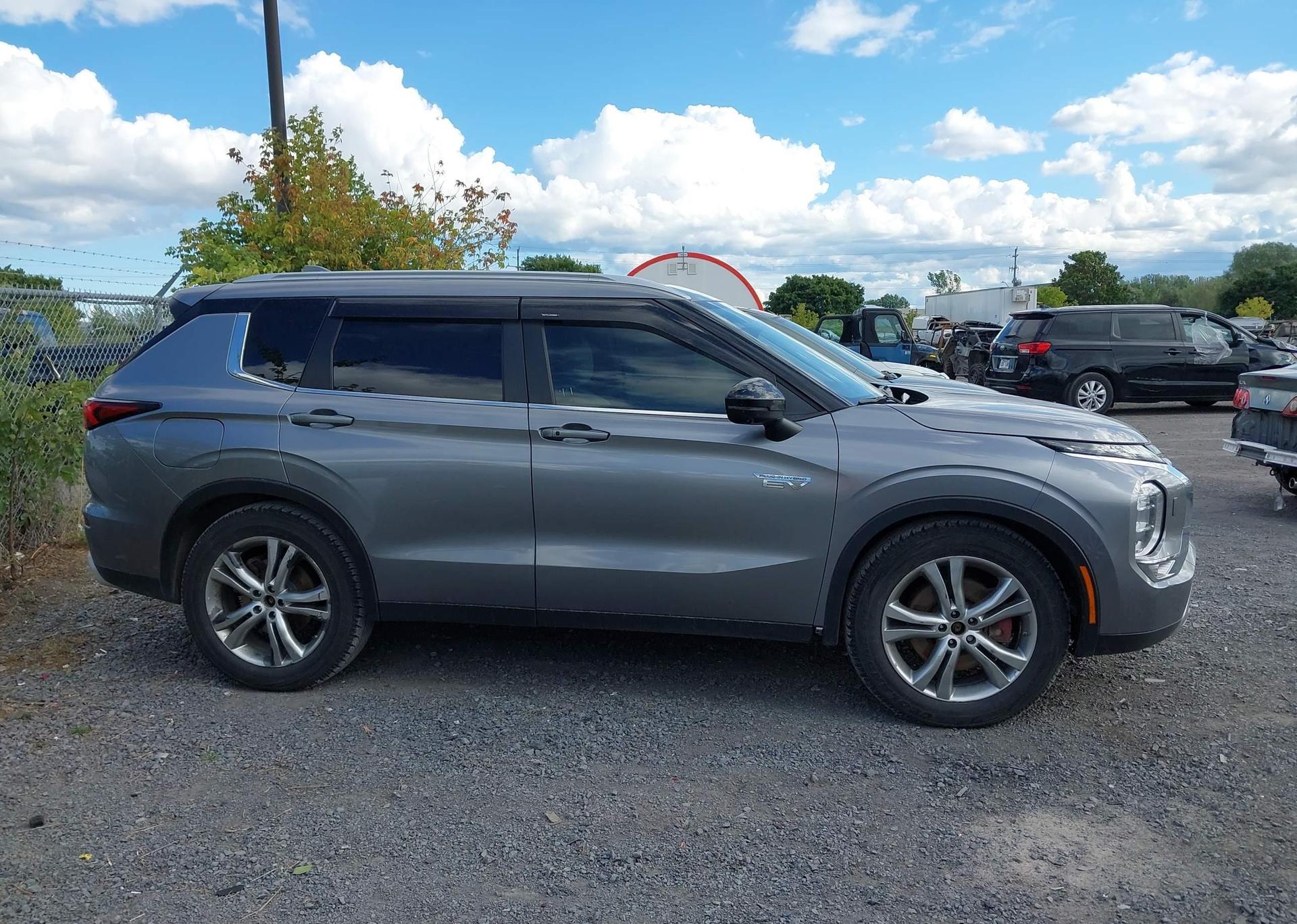 2023 MITSUBISHI OUTLANDER PHEV