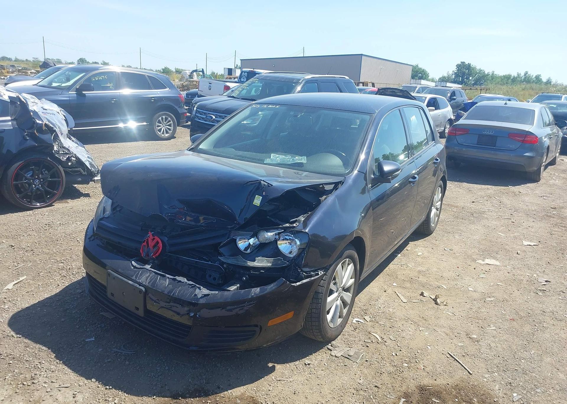 2013 VOLKSWAGEN GOLF 2.5L COMFORTLINE