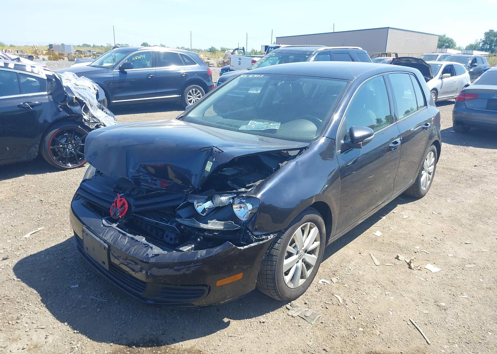 2013 VOLKSWAGEN GOLF 2.5L COMFORTLINE