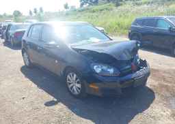 2013 VOLKSWAGEN GOLF 2.5L COMFORTLINE