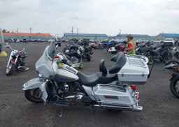 2009 HARLEY-DAVIDSON FLHTC