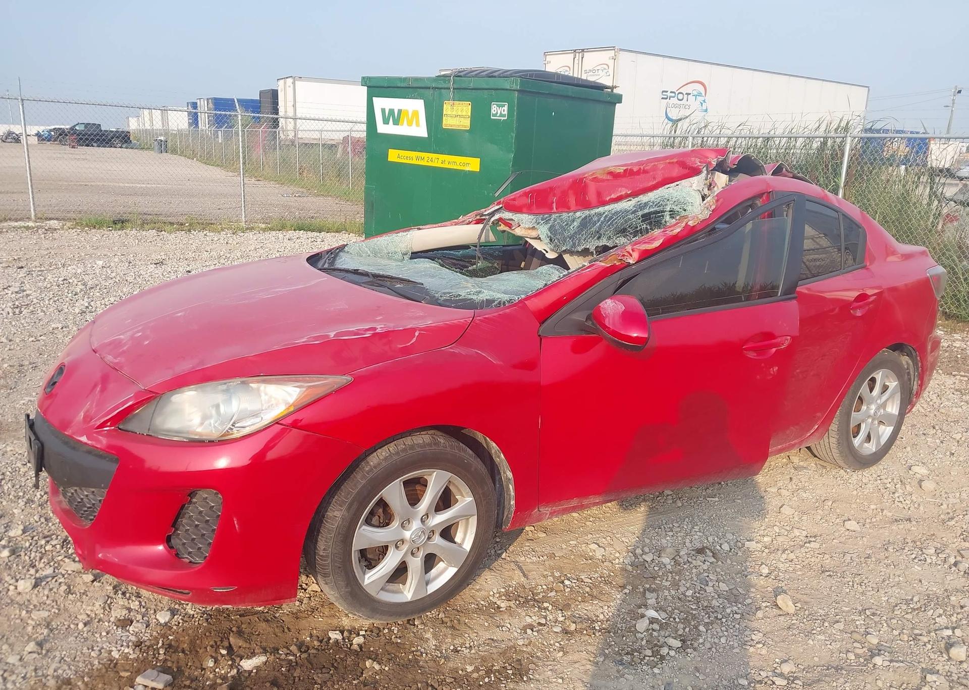 2013 MAZDA 3 I