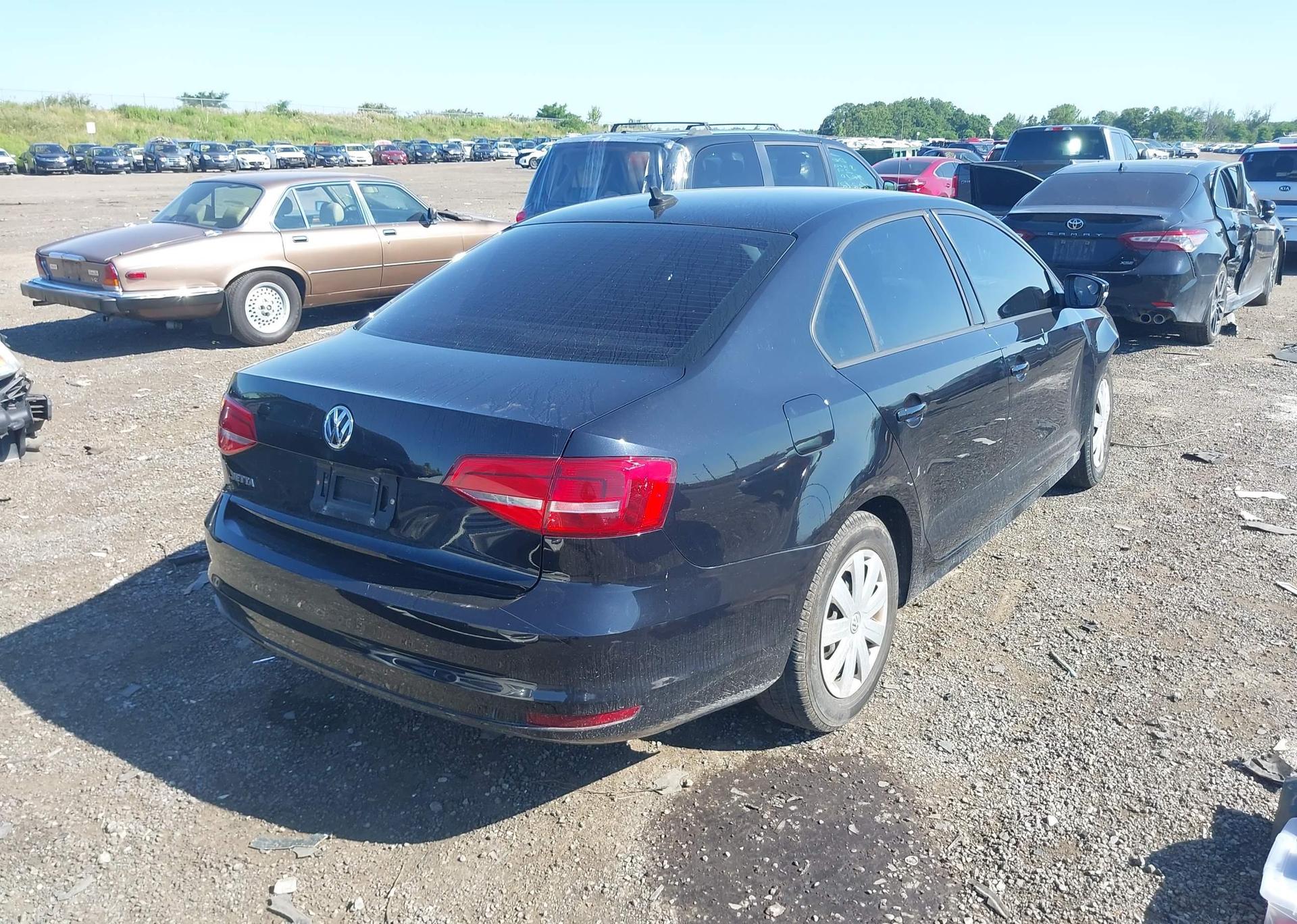 2015 VOLKSWAGEN JETTA S
