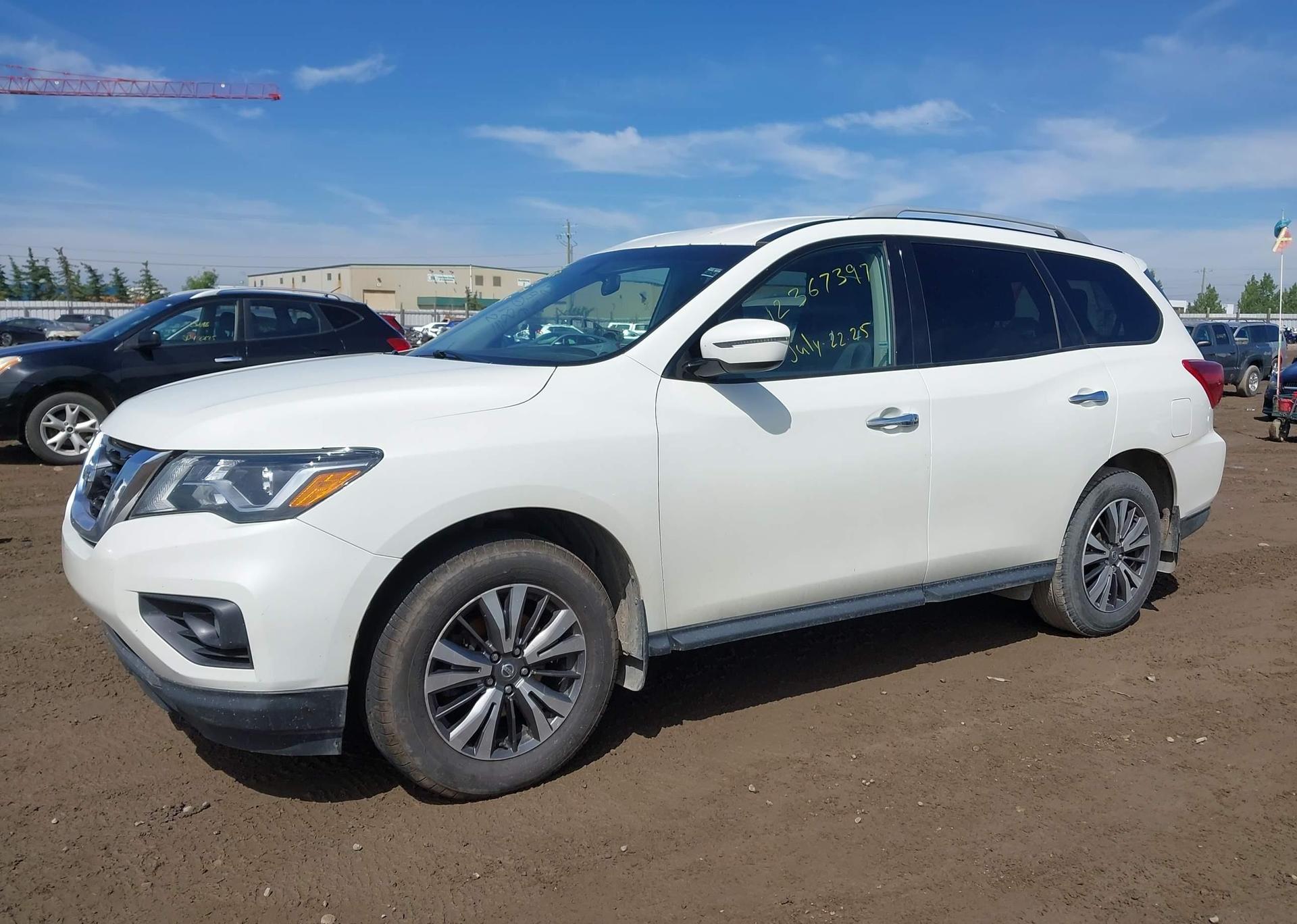 2019 NISSAN PATHFINDER PLATINUM