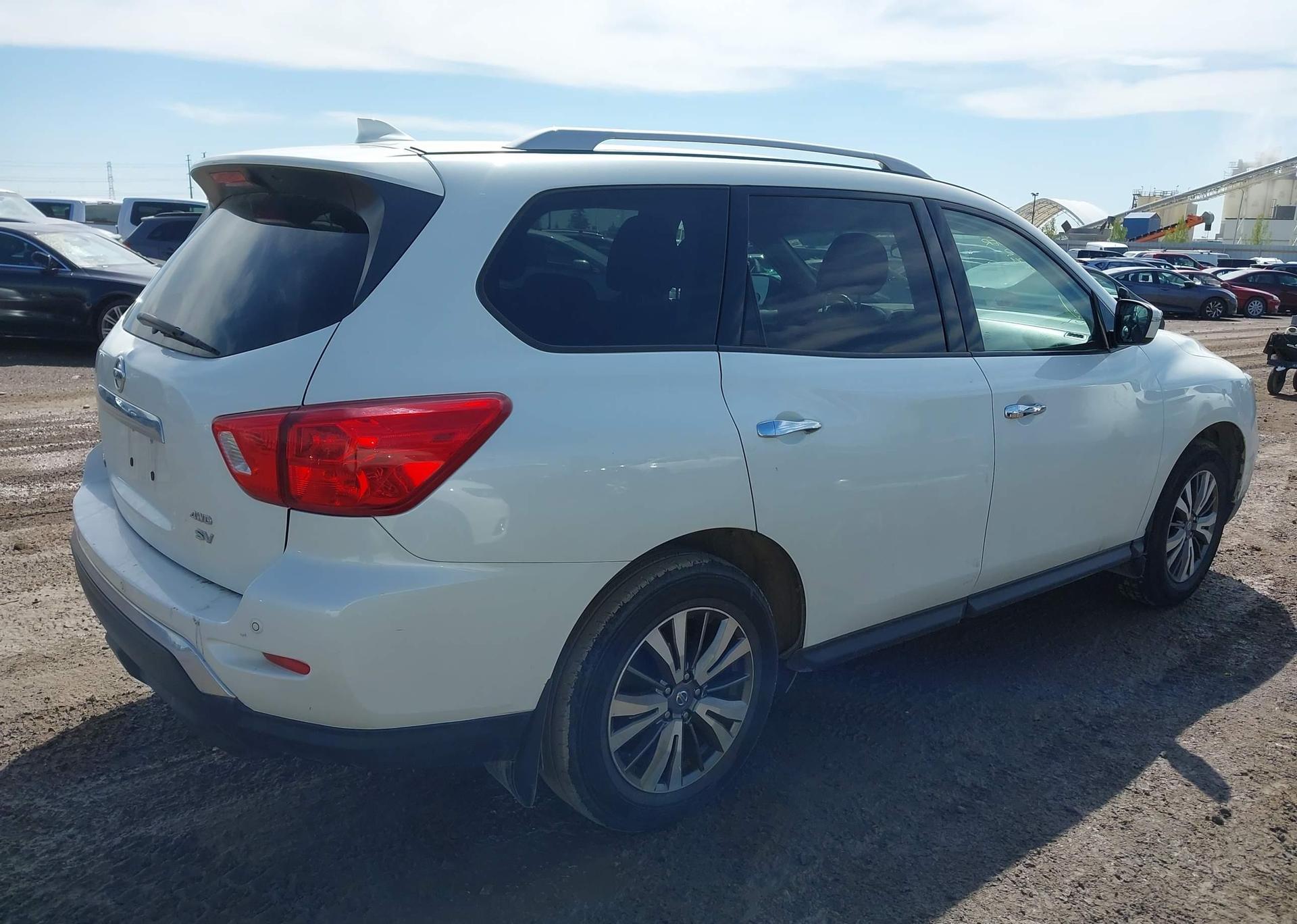 2019 NISSAN PATHFINDER PLATINUM