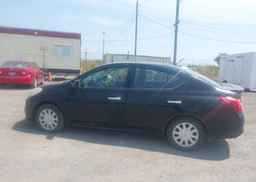 2014 NISSAN VERSA S