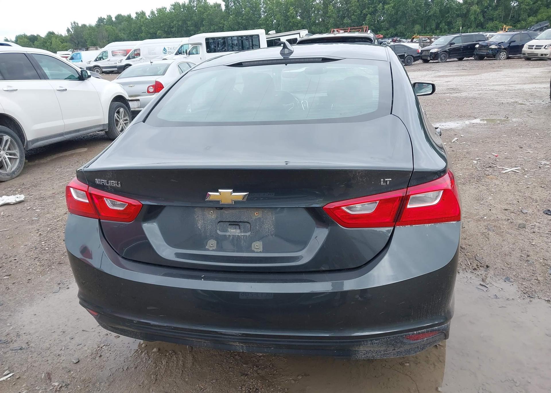 2017 CHEVROLET MALIBU LT