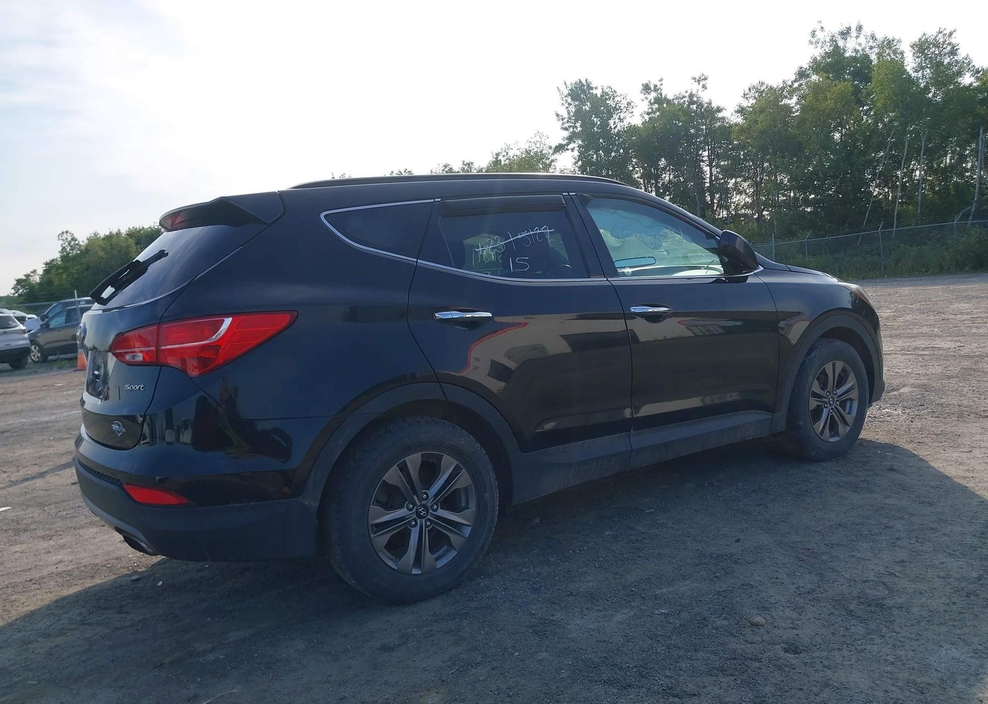 2015 HYUNDAI SANTA FE SPORT 2.4 BASE