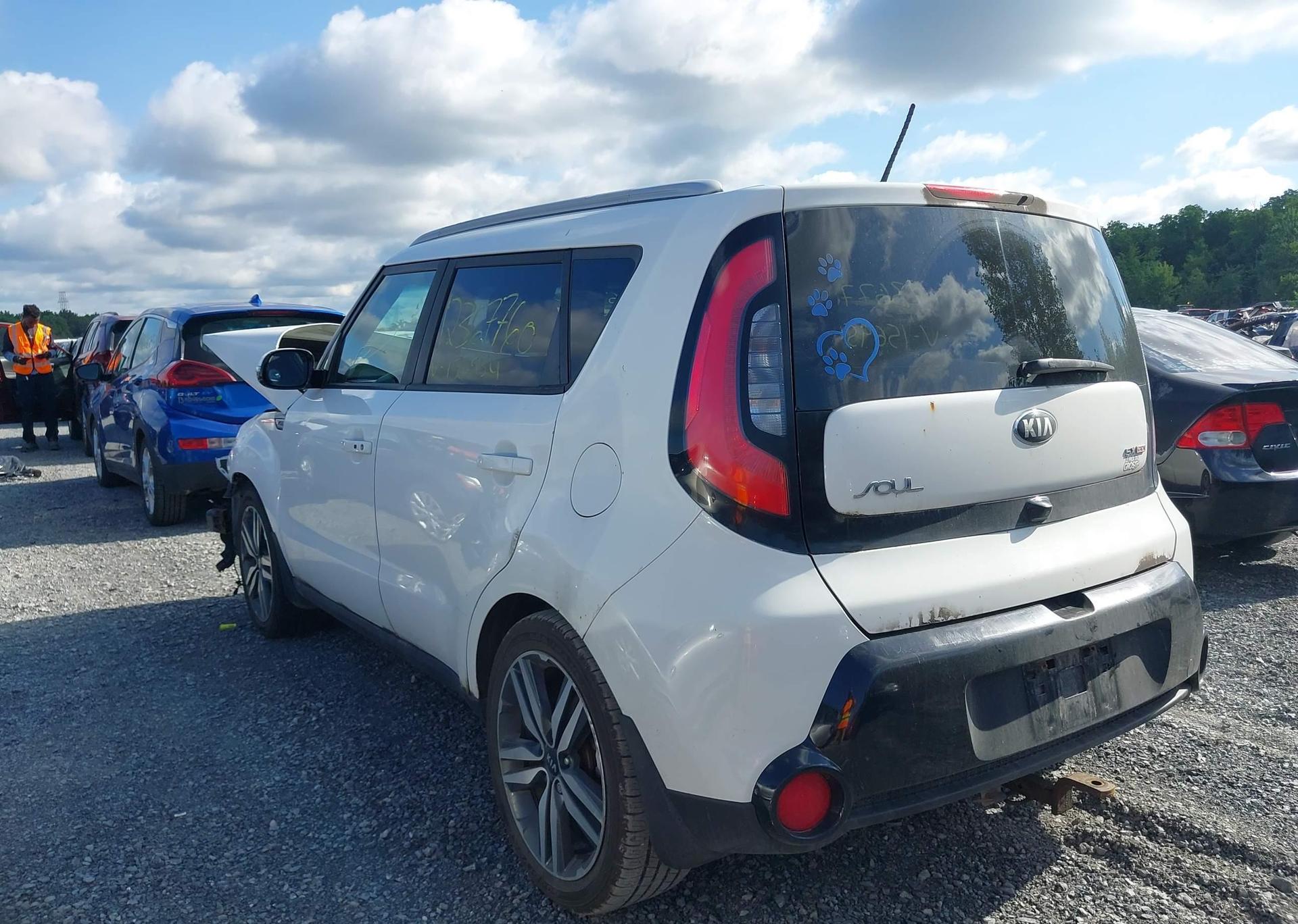 2015 KIA SOUL